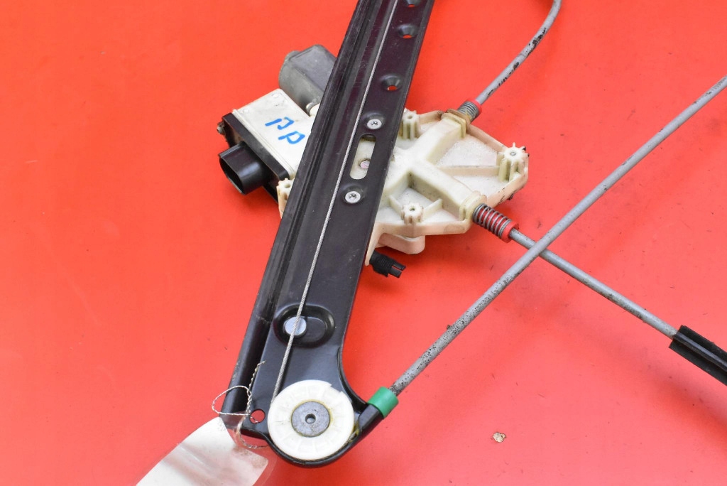 window regulator right front EU 6925964 BMW X3 E83 06-10