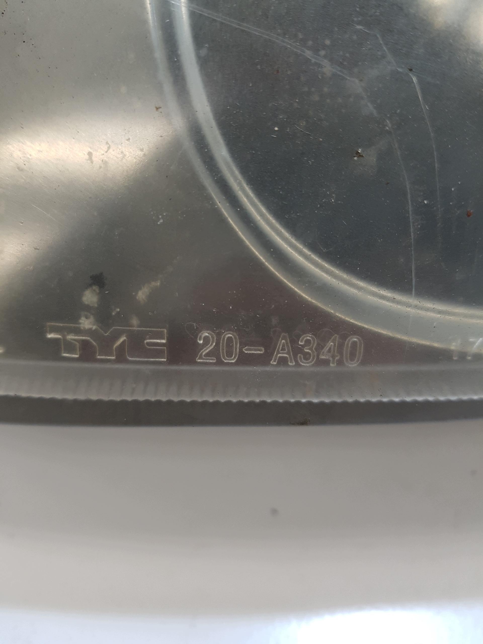 light left front HONDA CIVIC 7 11250918