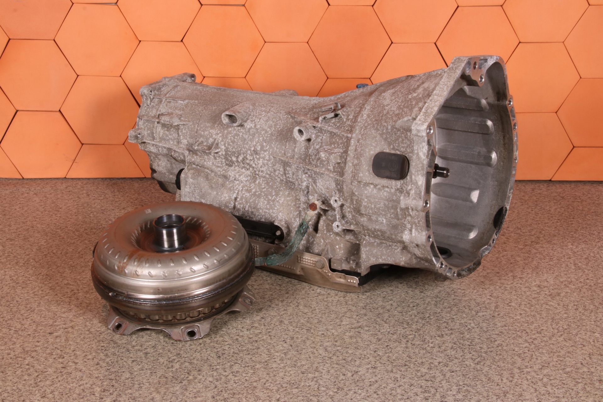 BMW F30 328iX X-DRIVE gearbox, automatic 8HP-45X clutch HYDRO