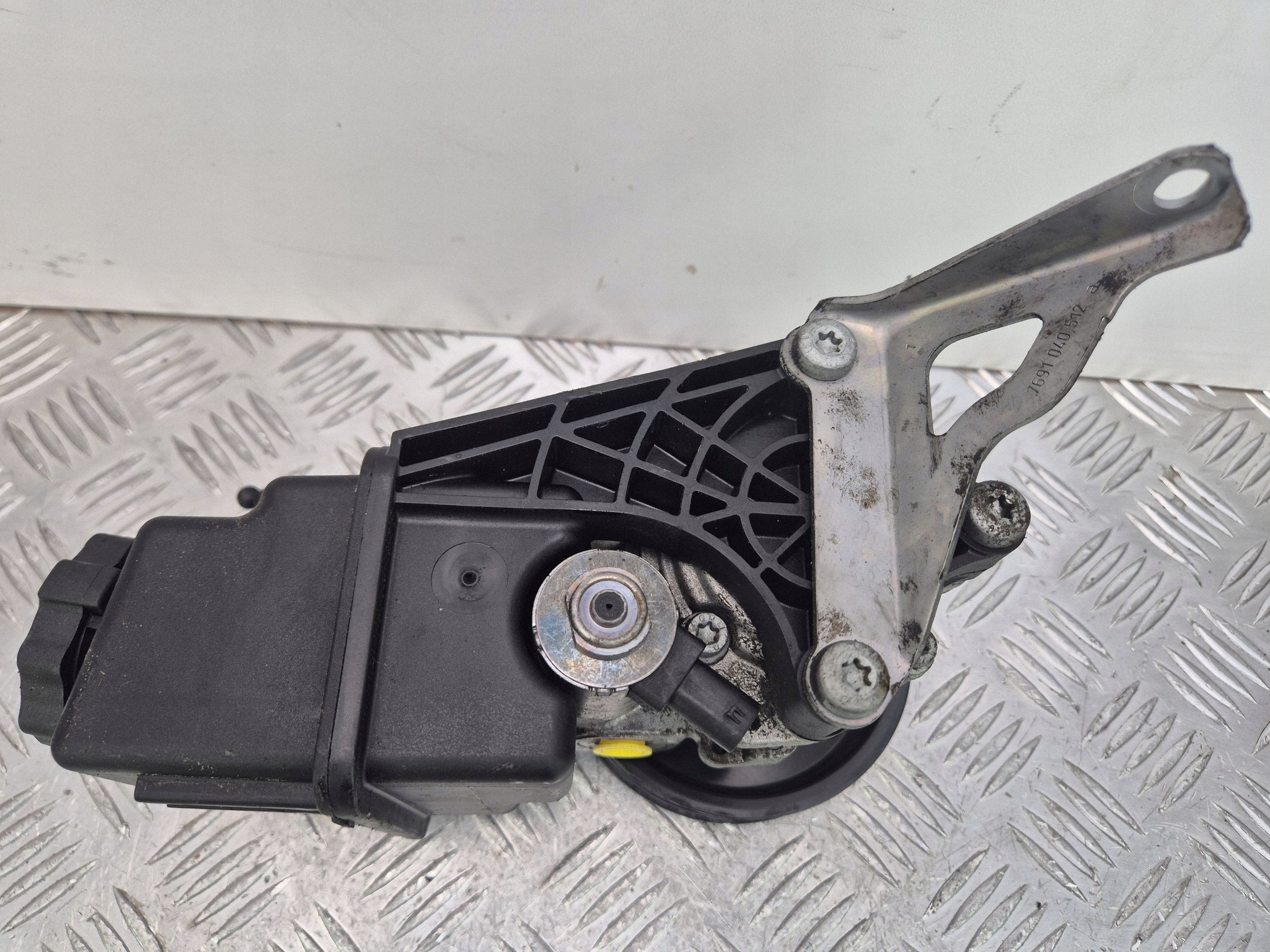 Mercedes C220 CDI W204 servo pump 0064662601