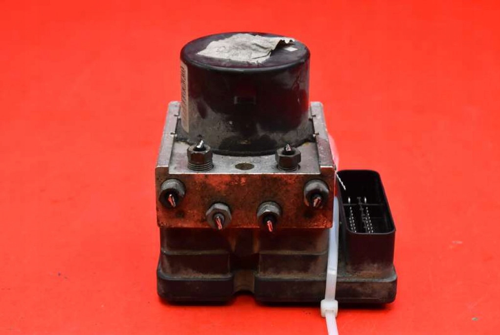 POMPA ABS 8M512M110AA FORD FOCUS MK2 1.6 TDCI 90 KM LIFT 08-11