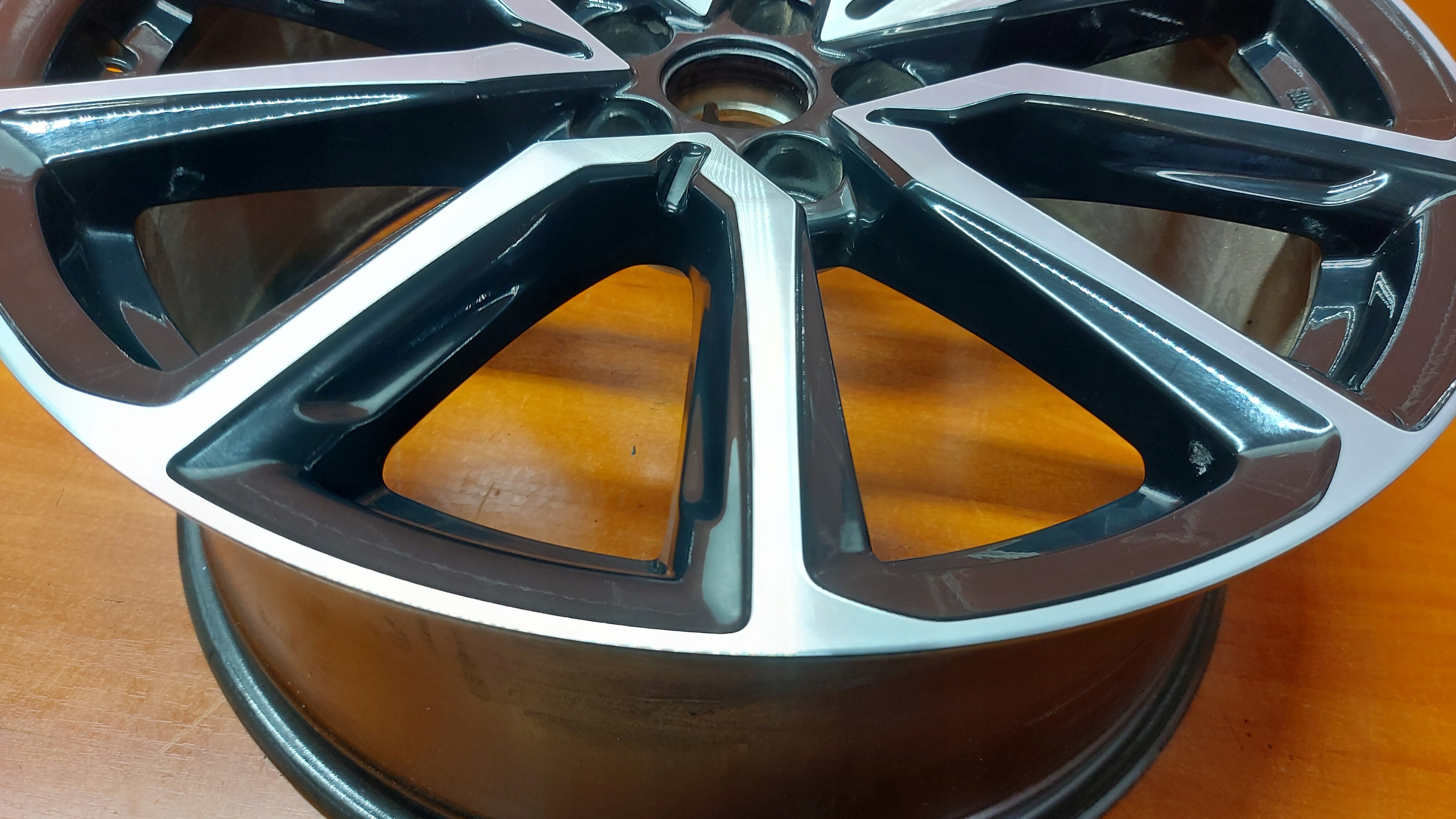 disk disk 20'' TOYOTA HIGHLANDER 8.5x20 5x114.3 ET45 RAV4 C-HR