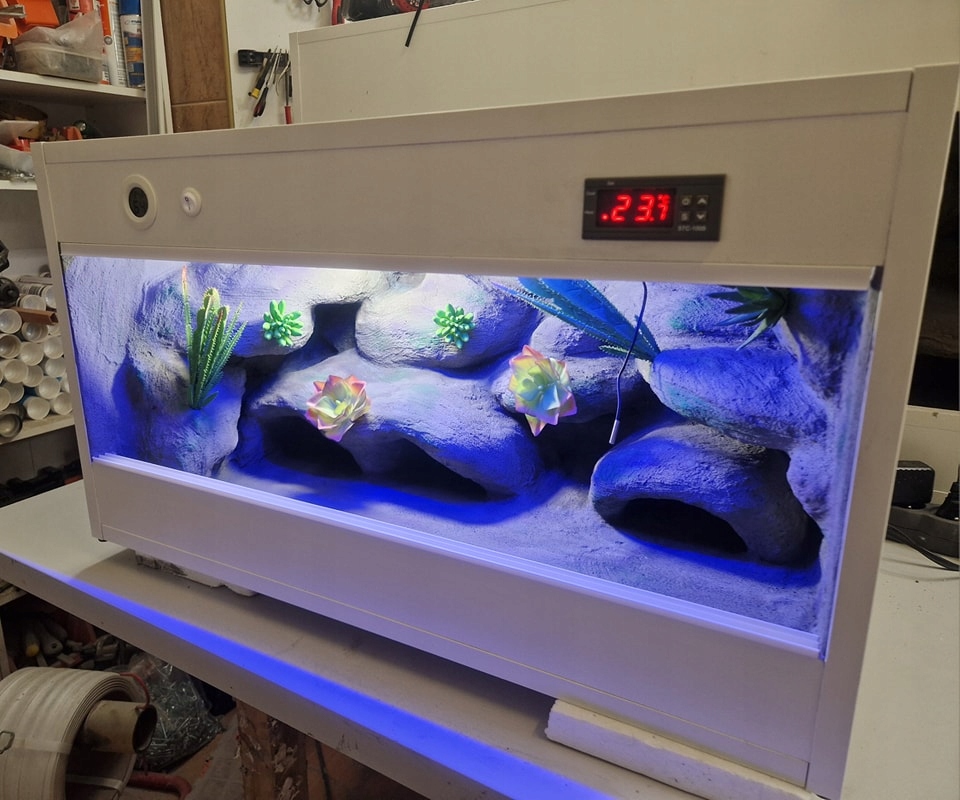 Terárium Pro Gekona Pouštní Na Objednávku 70x40x40 Aranžování Vybavení