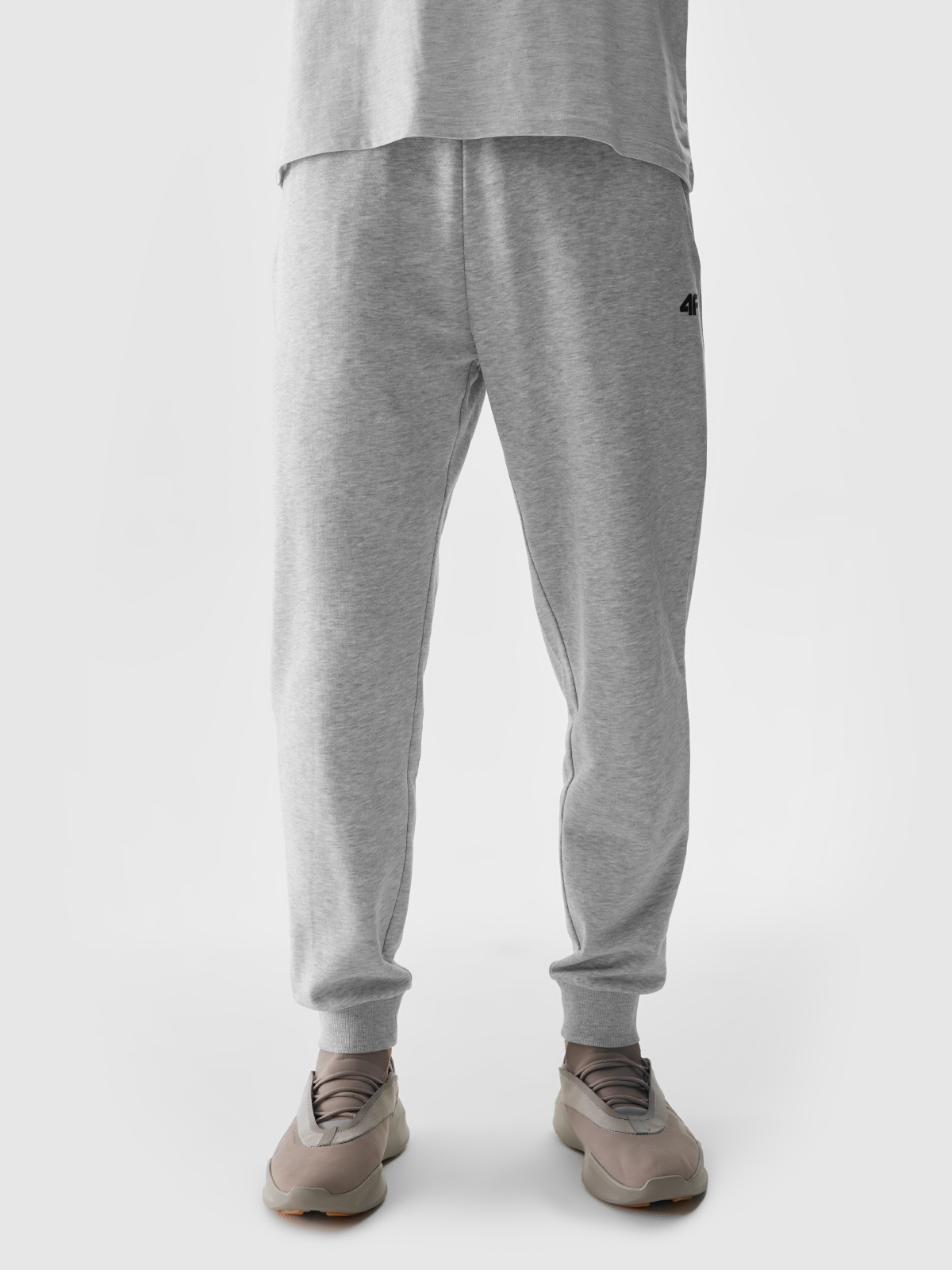 4F SPODNIE DRESOWE MĘSKIE JOGGERY DRESY SPORTOWE SS24 Kod producenta TTROM603