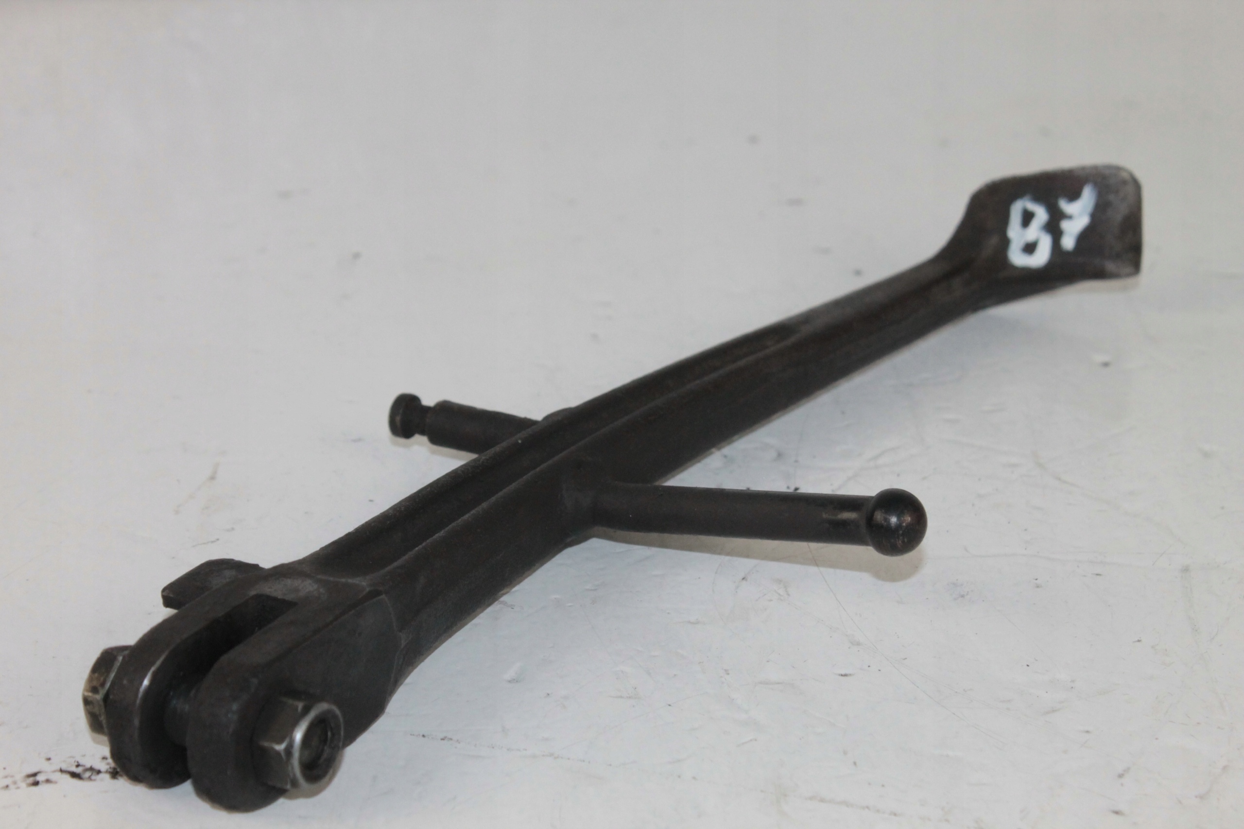 087 - SUZUKI RF900 RF 900 94-99 БОКОВАЯ ПОДНОЖКА