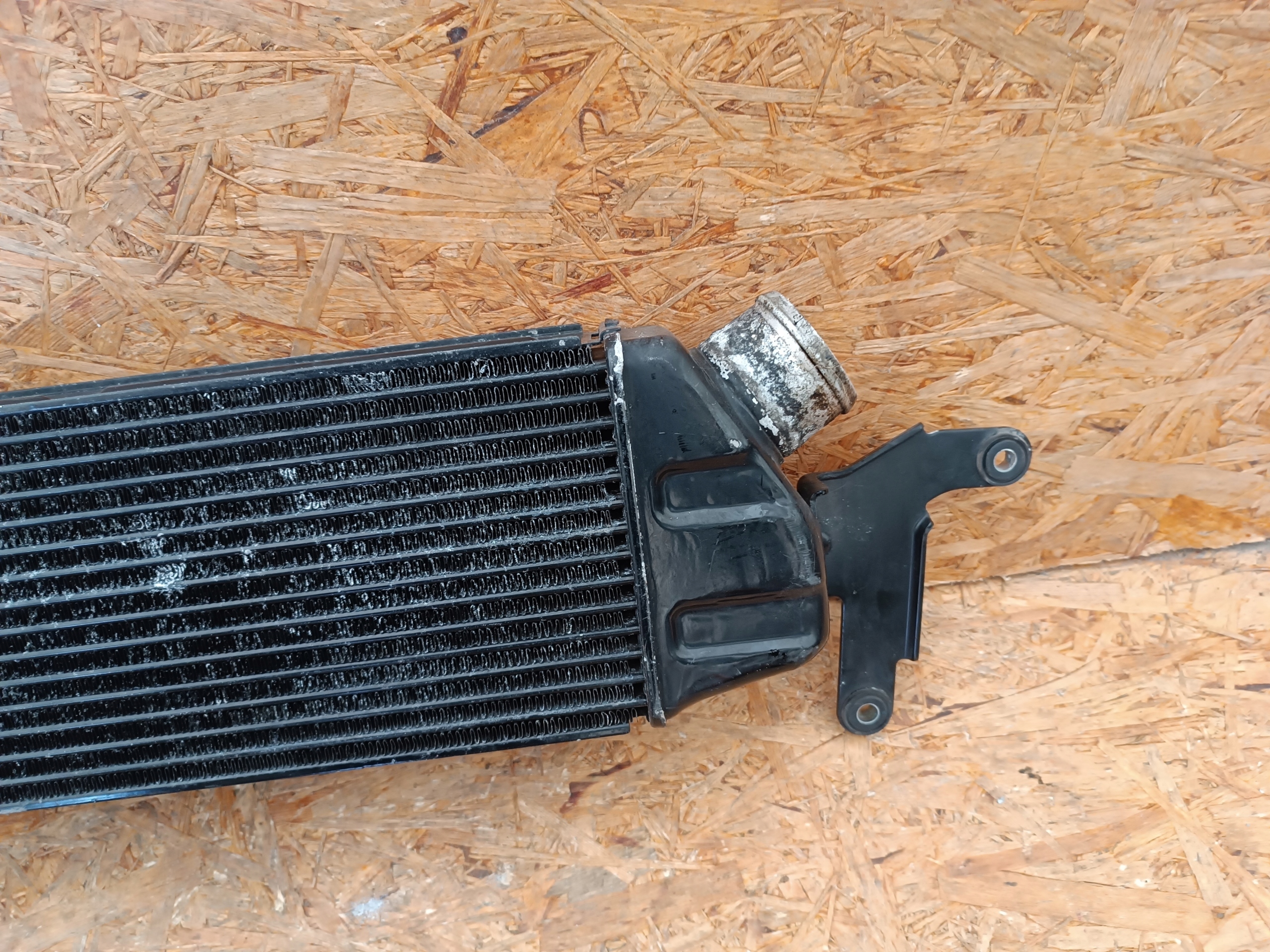 INTERCOOLER CHŁODNICA PEUGEOT 4007 MITSUBISHI OUTLANDER II 2.2HDI 1530A061 Numer katalogowy oryginału 1530A061