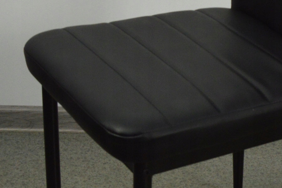 6 krzeseł KUCHENNYCH i stół rozkładany do 160cm Kolor blatu czarny