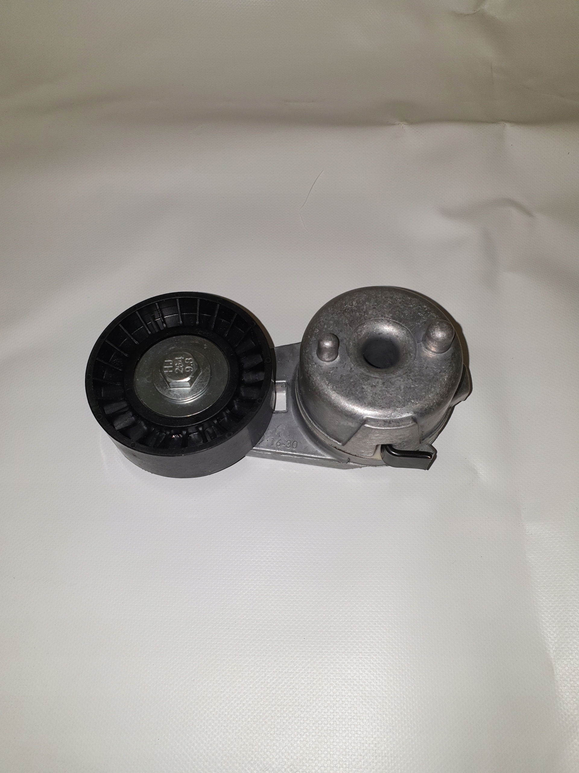 NAPINACZ PASKA KUBOTA W27TS03613