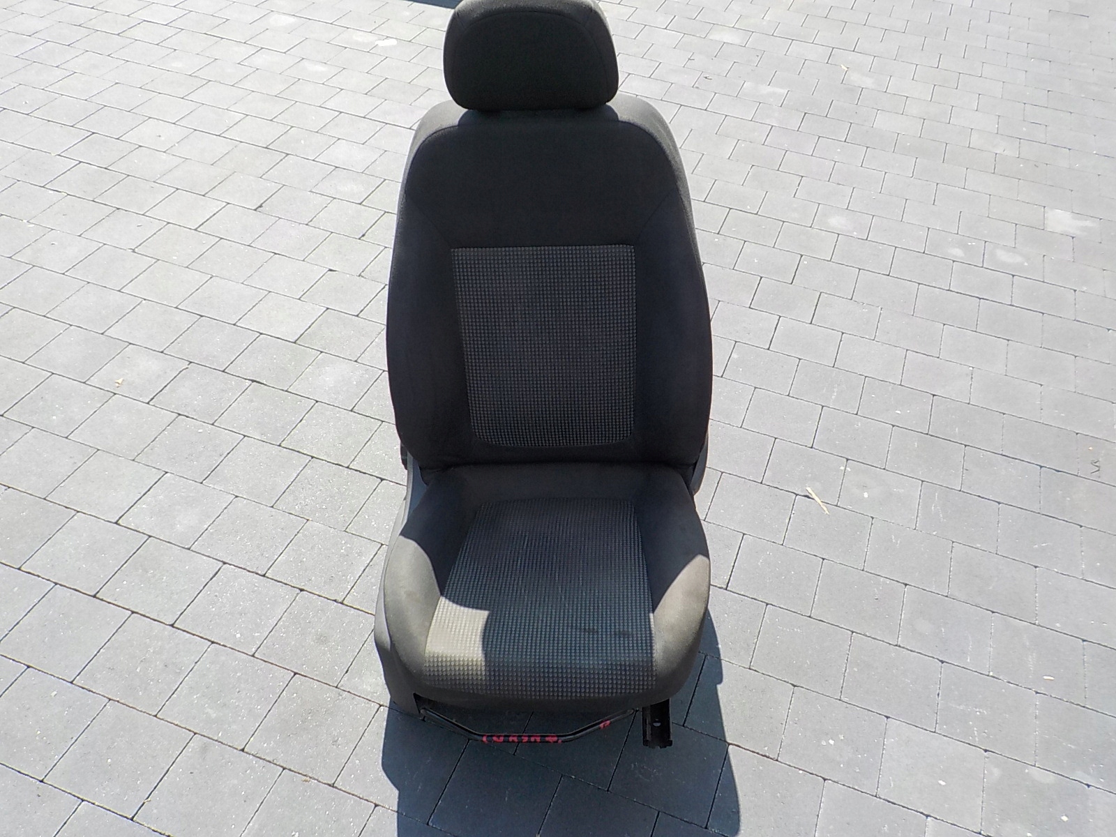 opel CORSA d кресло правый