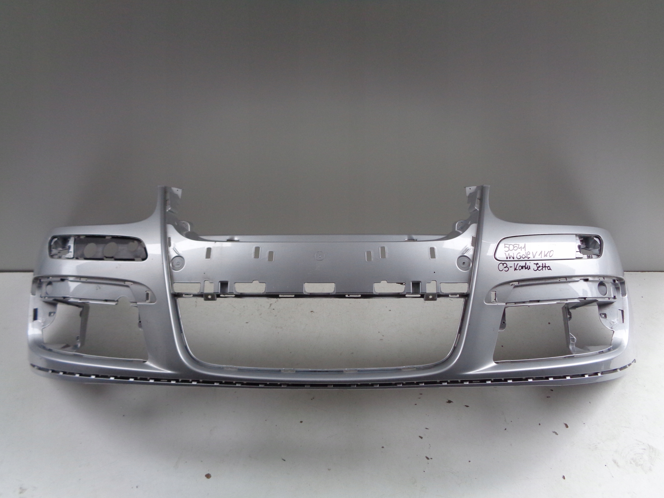 Frontstoßstange VW GOLF V 5 1K 1K0 03- JETTA NR 50541