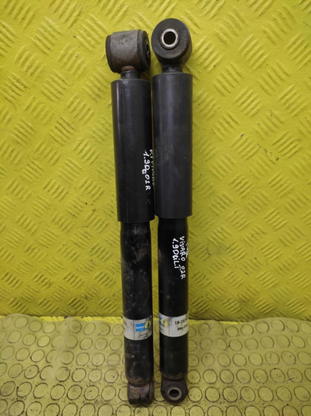 OPEL VIVARO shock absorbers rear part