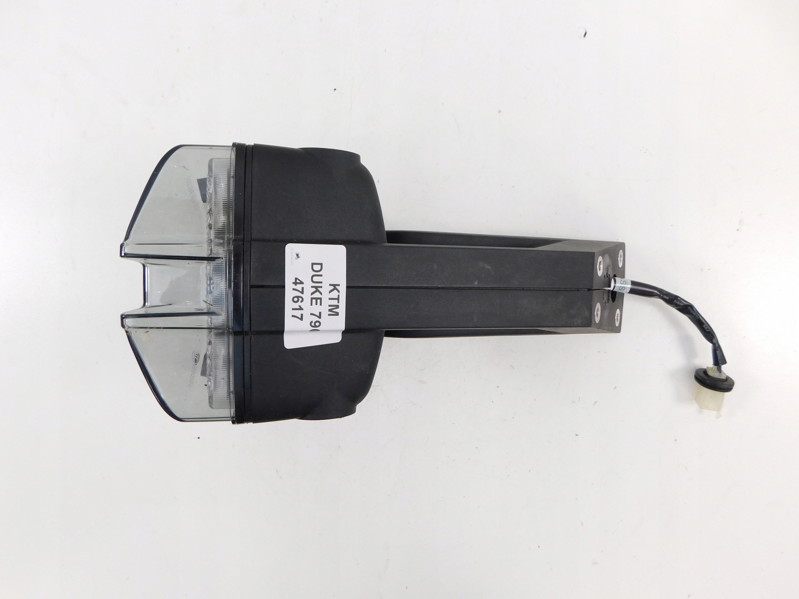 64108023010 - KTM 790 DUKE КРІПЛЕННЯ ДЛЯ ПЛАТИ + ЗАДНЯ ЛАМПА