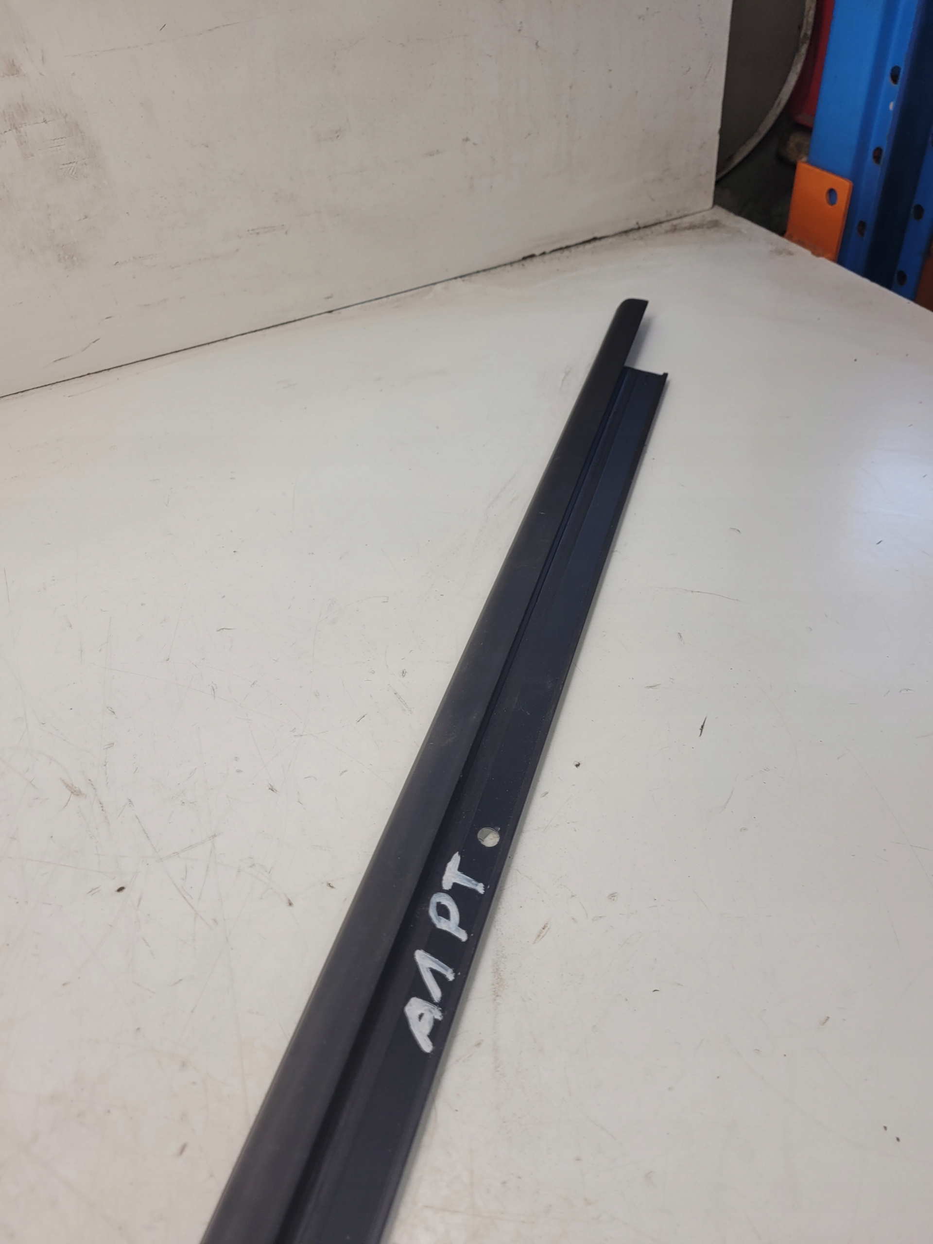 moulding MAT door right rear part AUDI A1 8X4839478