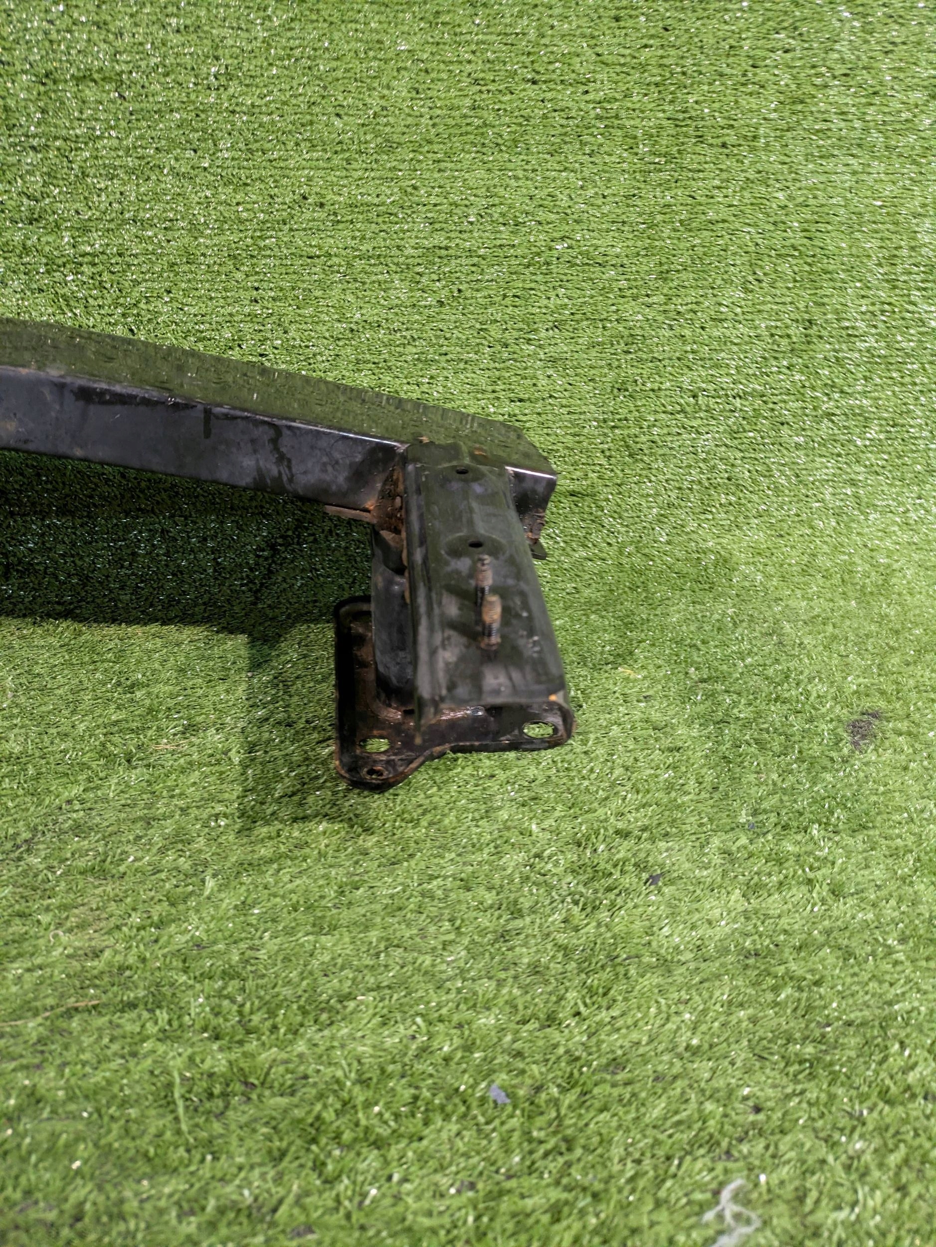 bumper support of the front front KIA CEED III NR.423