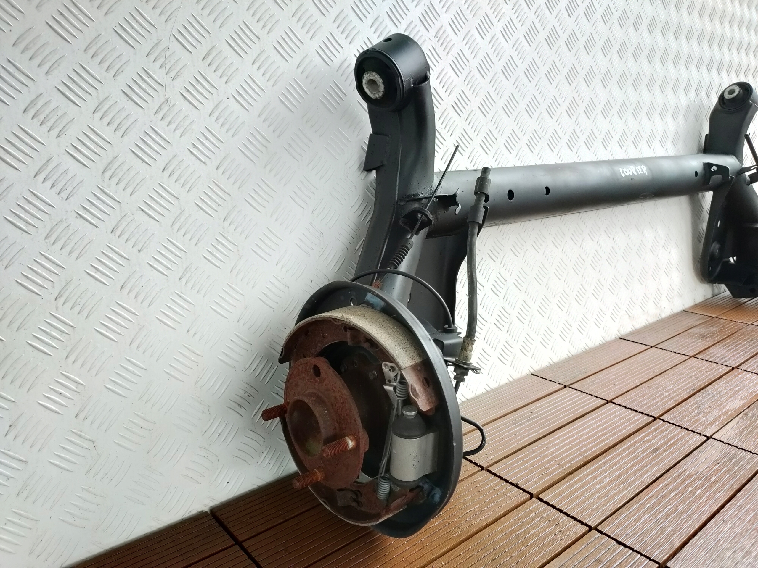 FORD TRANSIT COURIER MK2 13-18 axis rear sider sususpension rear part OE