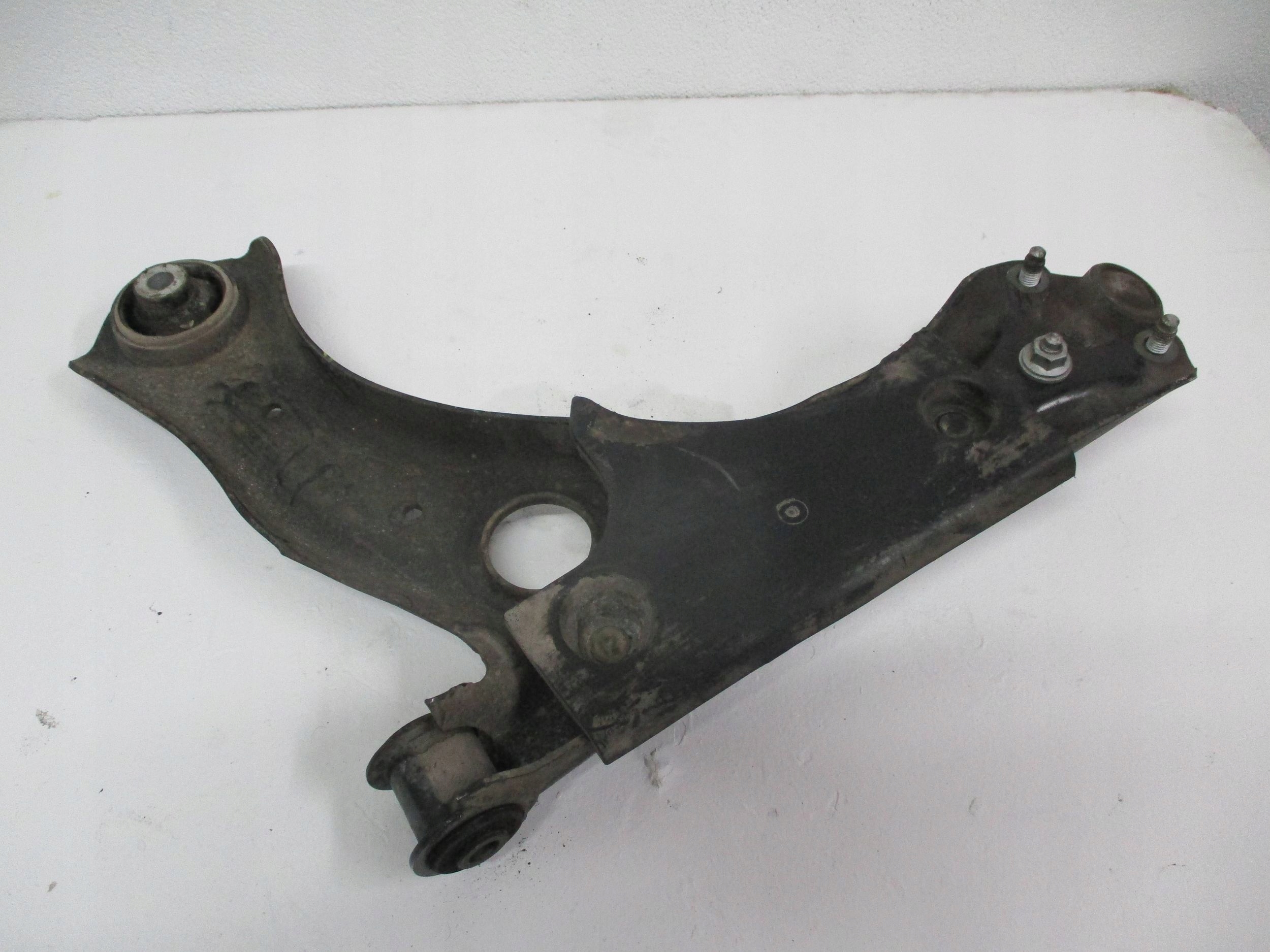 arm front front side right AUDI A1