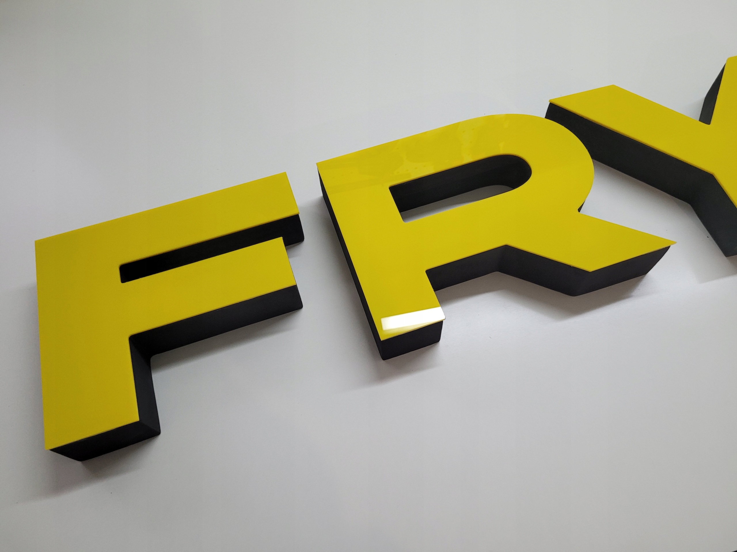 Логотип 3D надпись стены фасад логотип буквы styrodur plexi реклама