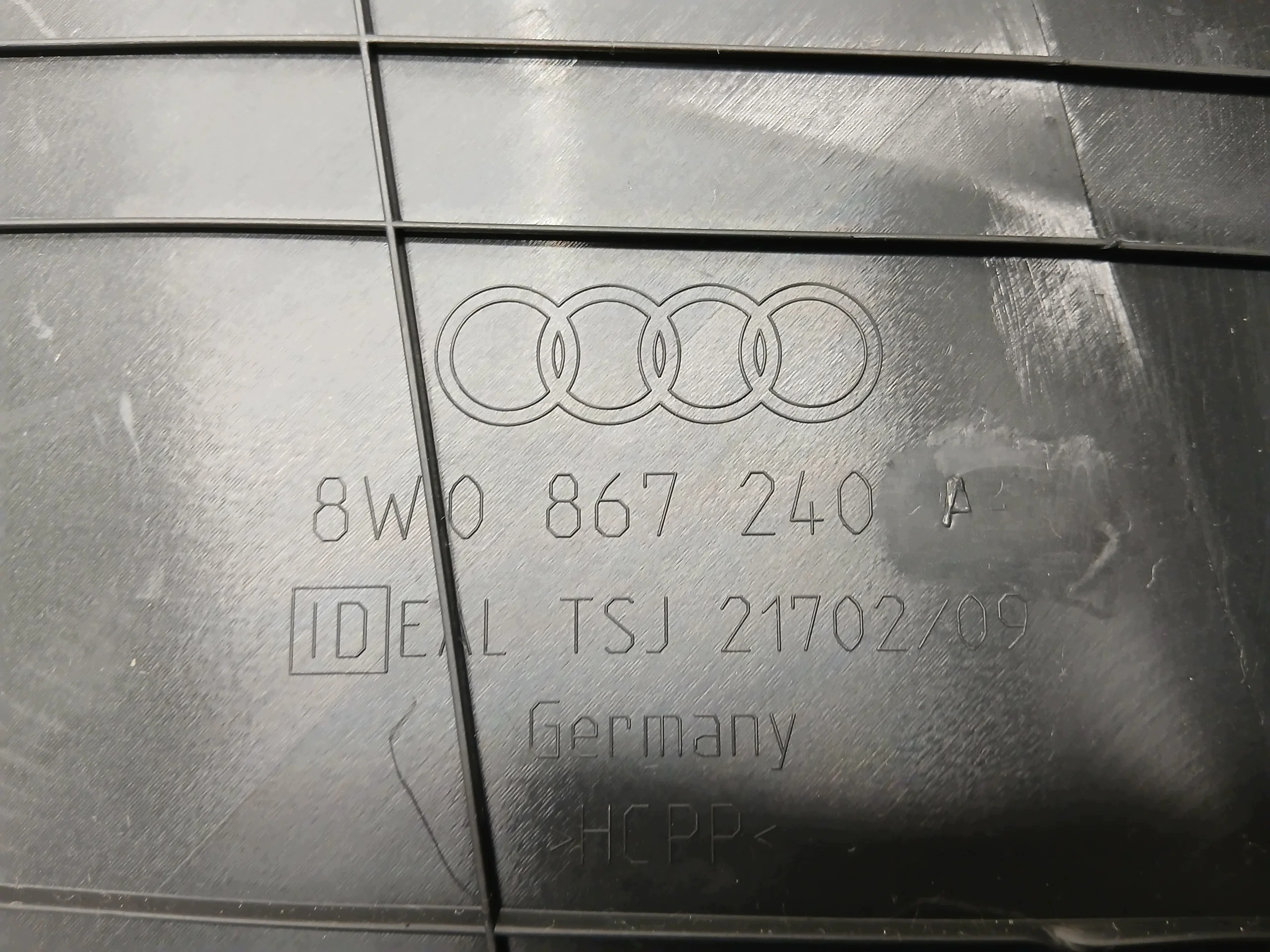 AUDI A4 B9 LIFT cover pillar right 8W0867240A