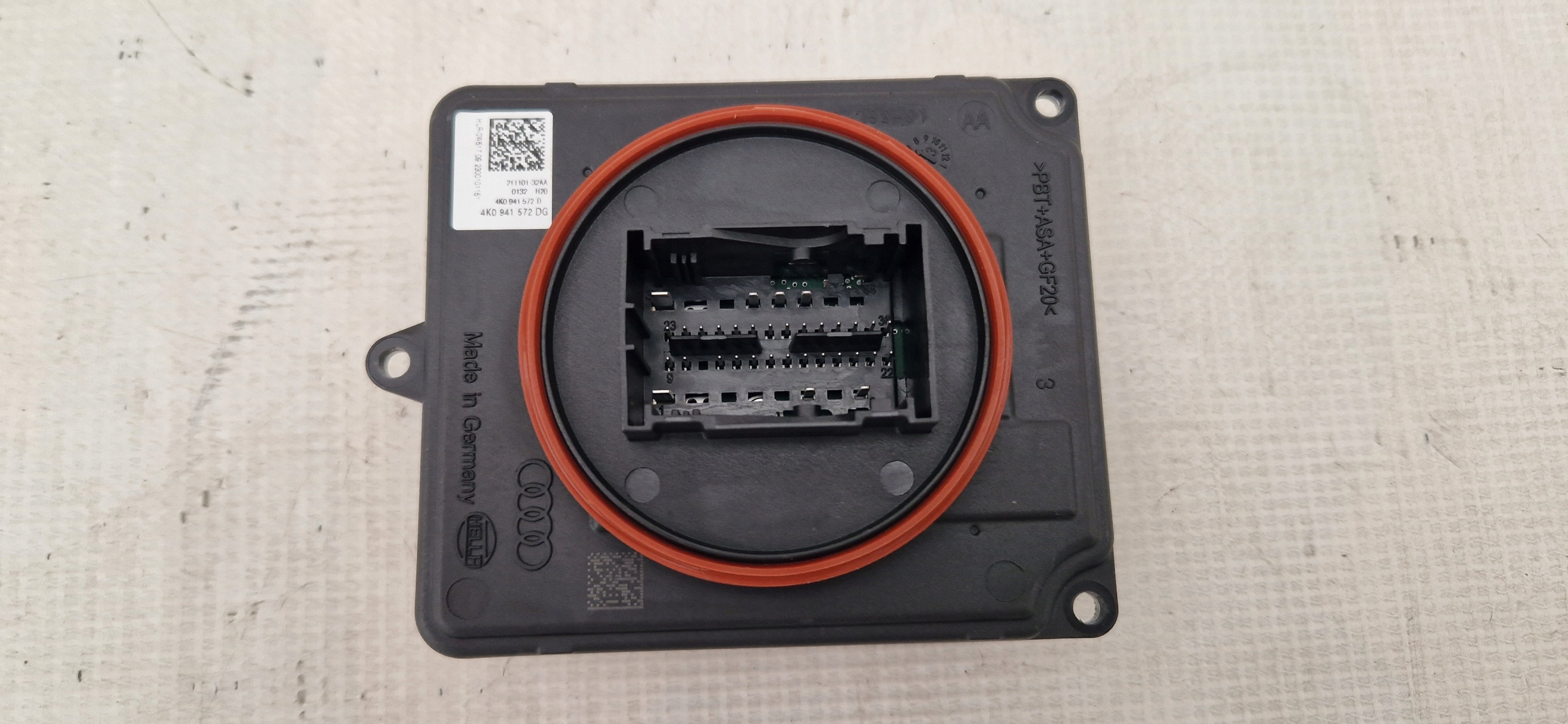 AUDI 4K0 PRZETWORNICA MODUŁ LED 4K0941572DG Numer katalogowy części 4K0941572DG