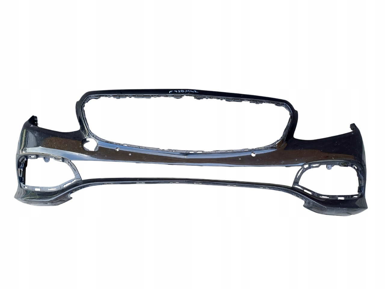 MERCEDES W213 LIFT 20- ZDERZAK PRZÓD A2138850238