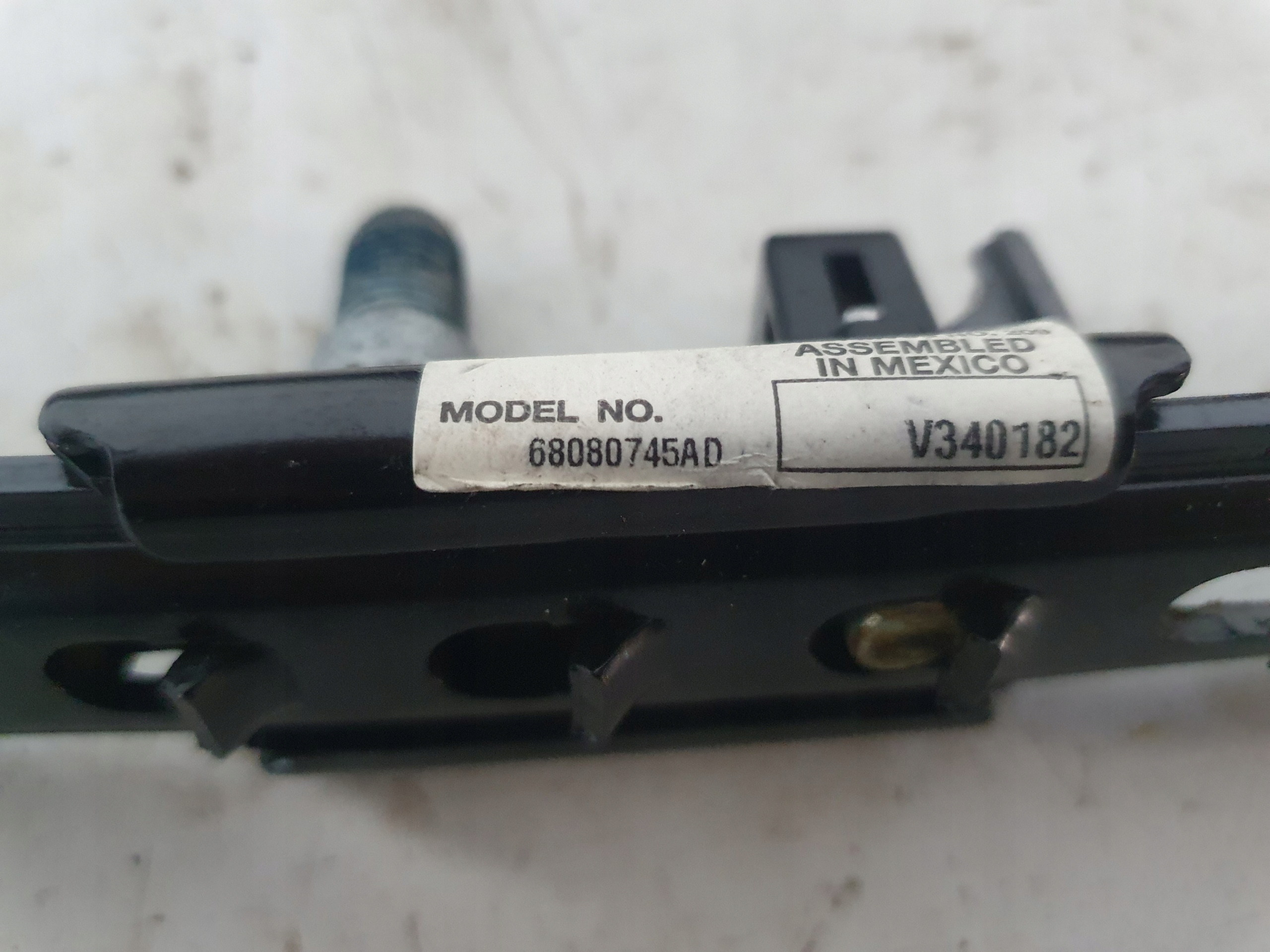 DODGE CHARGER 2015- rail control supports safety 68080745AD