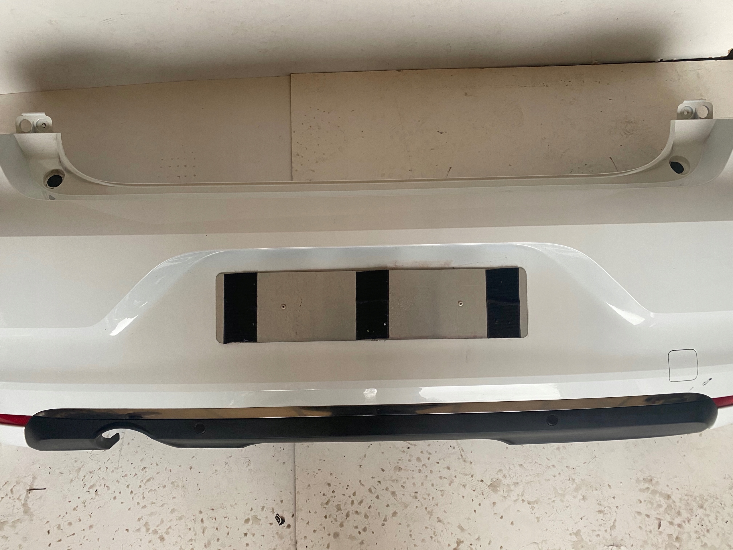 RENAULT CLIO V BUMPER REAR REAR PART 6 PDC BIALY OV369