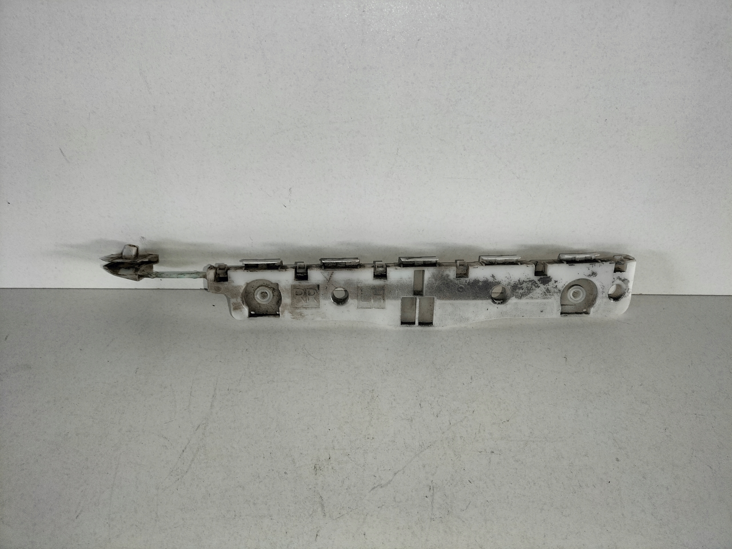 support holder rear part left NISSAN NV200 09-14