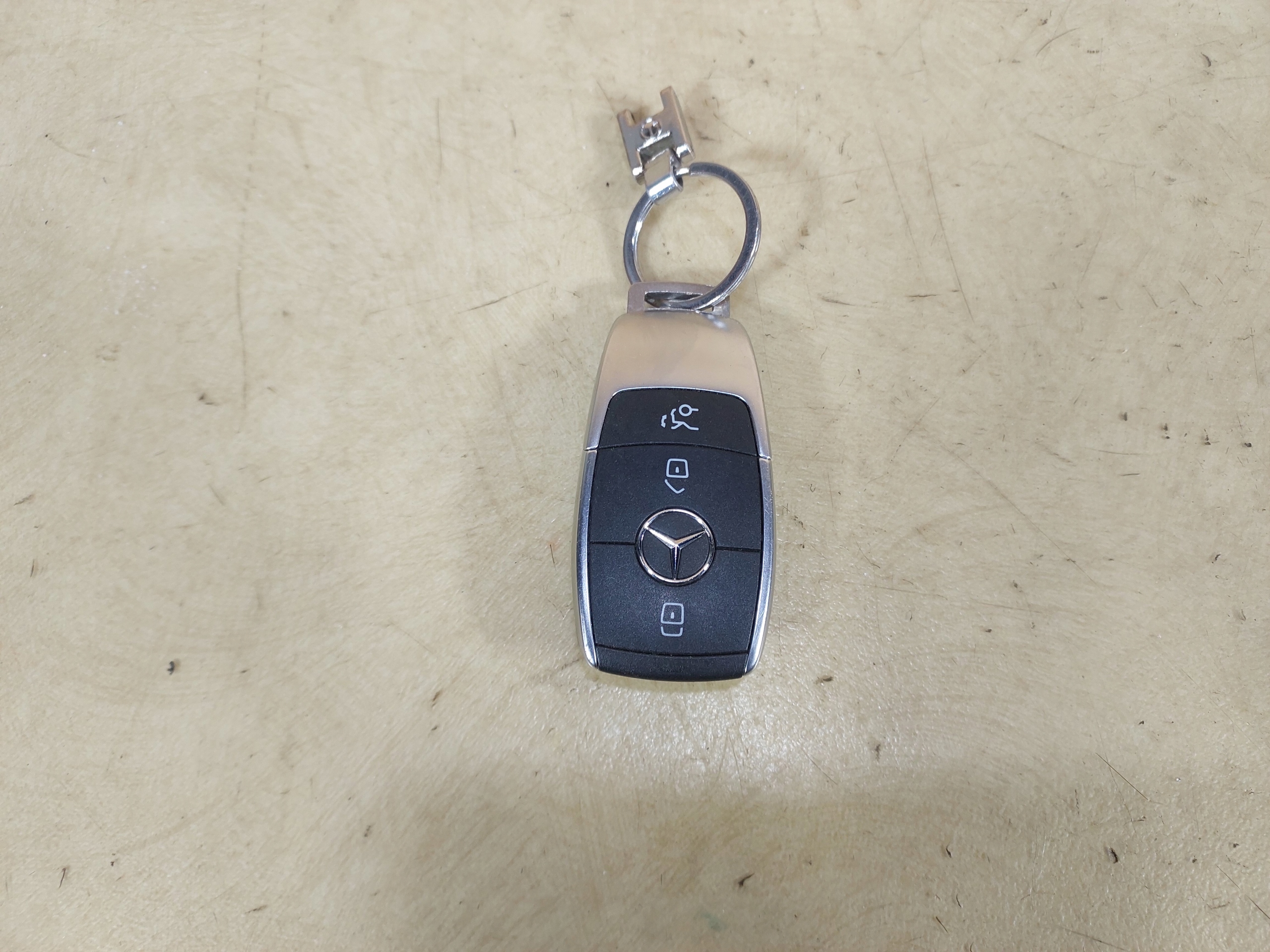 MERCEDES W205 W253 KLUCZYK PILOT A2059053609