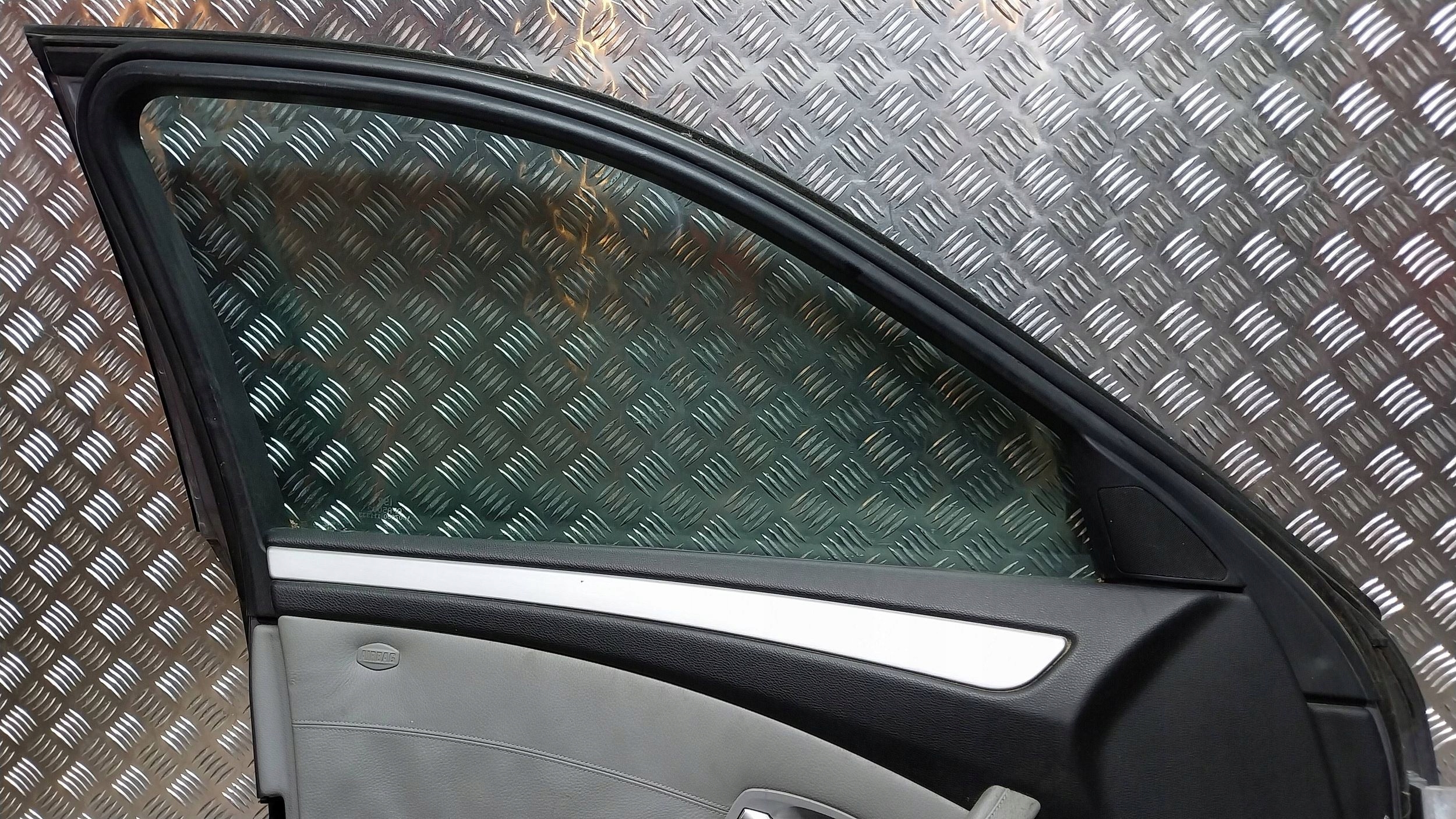 dveře předek levé BMW 5 E60 E61 03