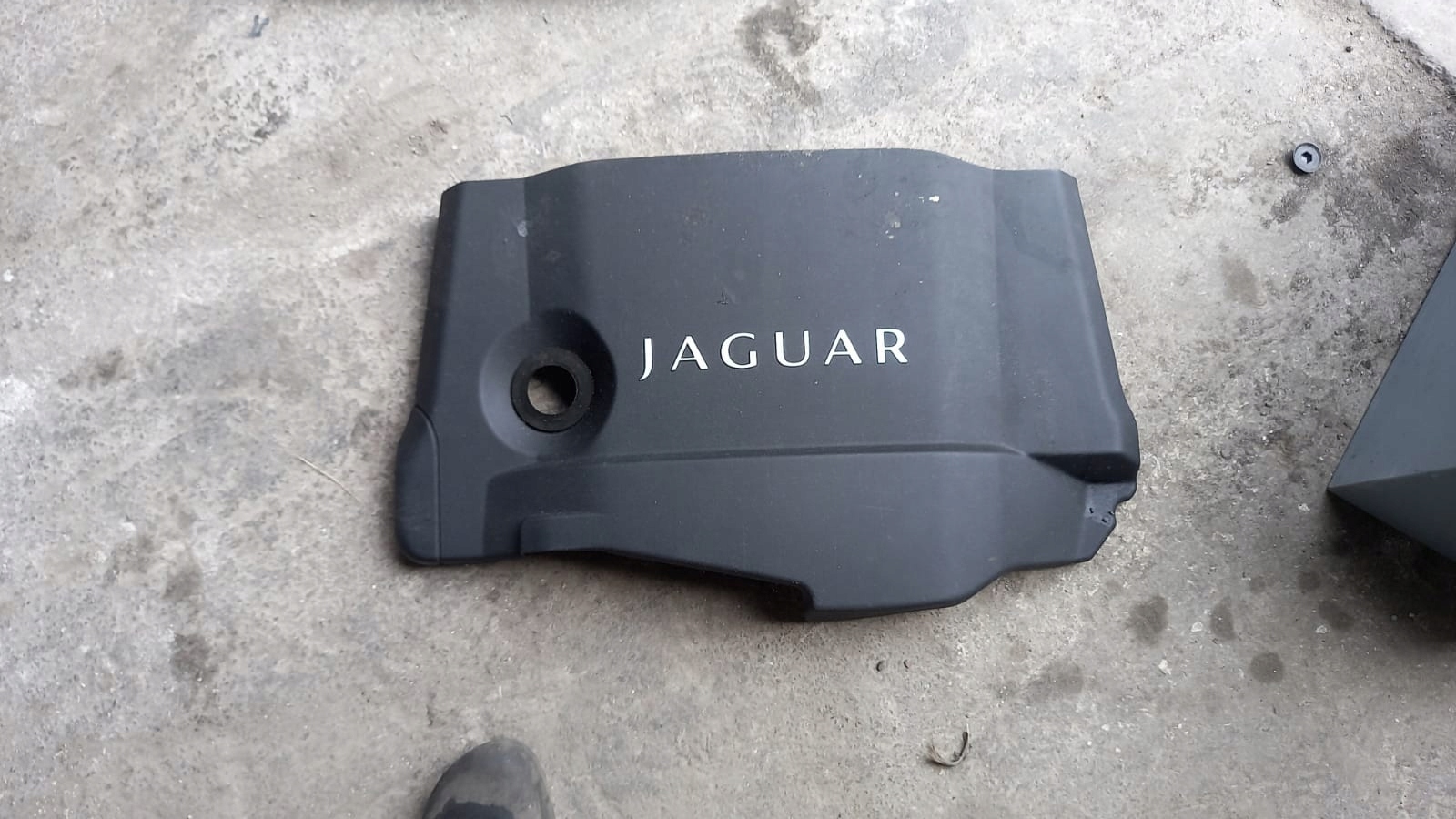 motor cover JAGUAR XF and 3.0 DIESEL
