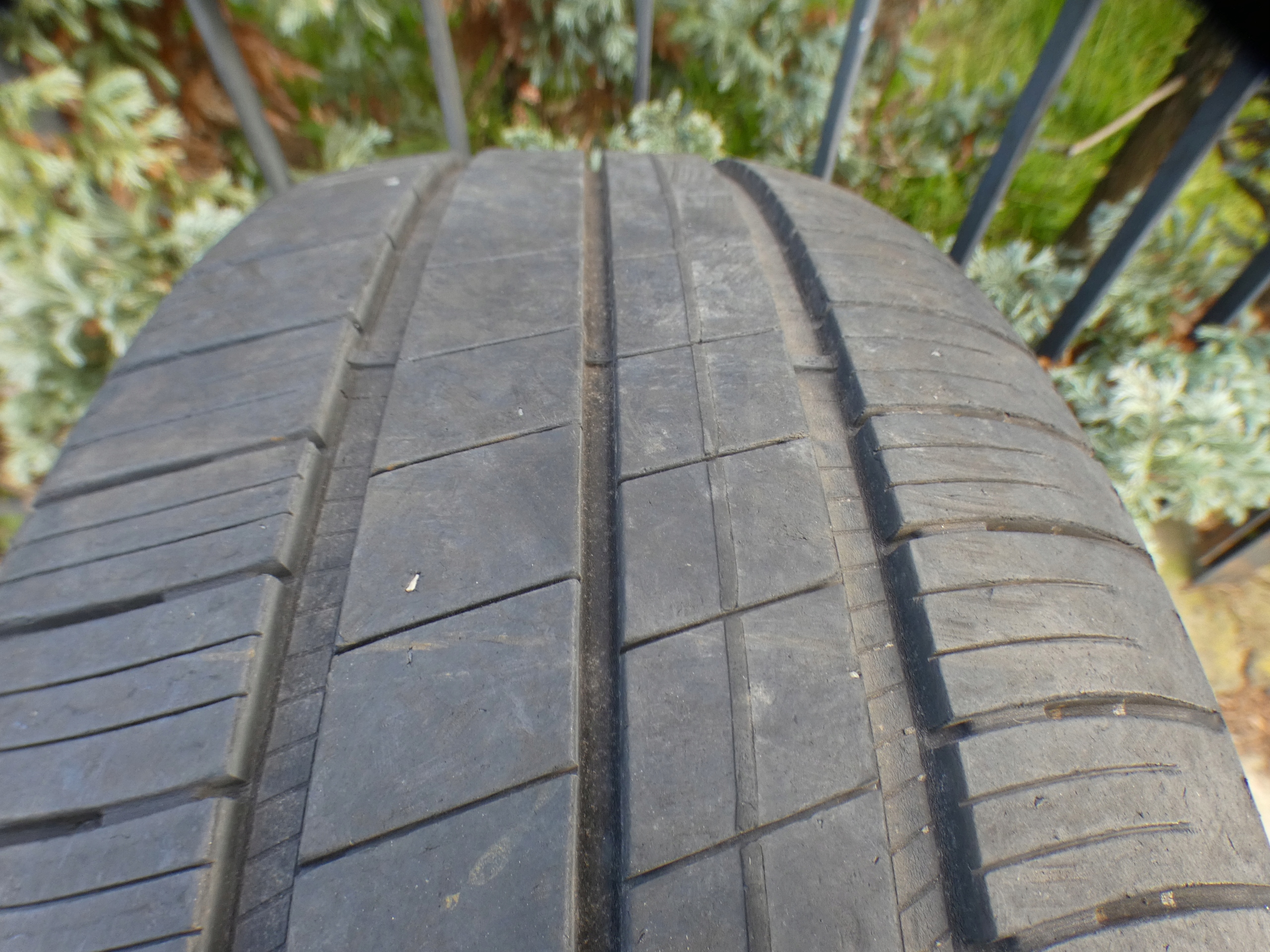 gomma letnia Goodyear EfficientGrip Performance 195/60R18 96 H Traversa
