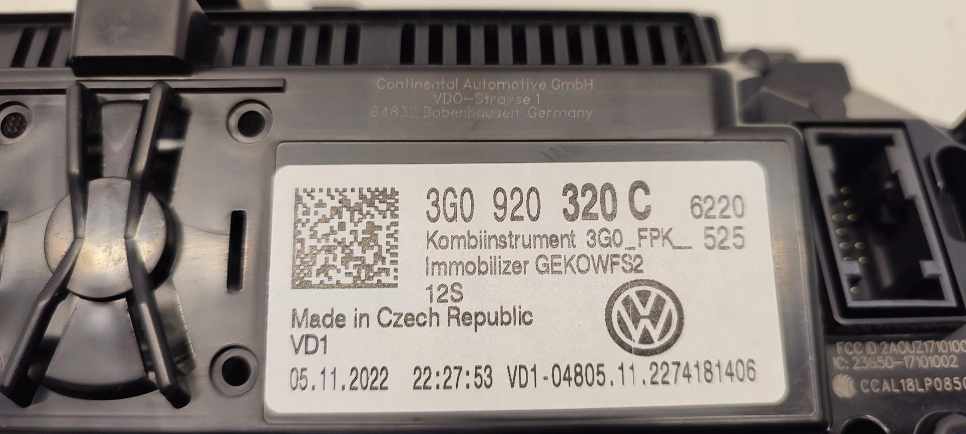 vw Tiguan II спидометр 3G0920320C 48174km