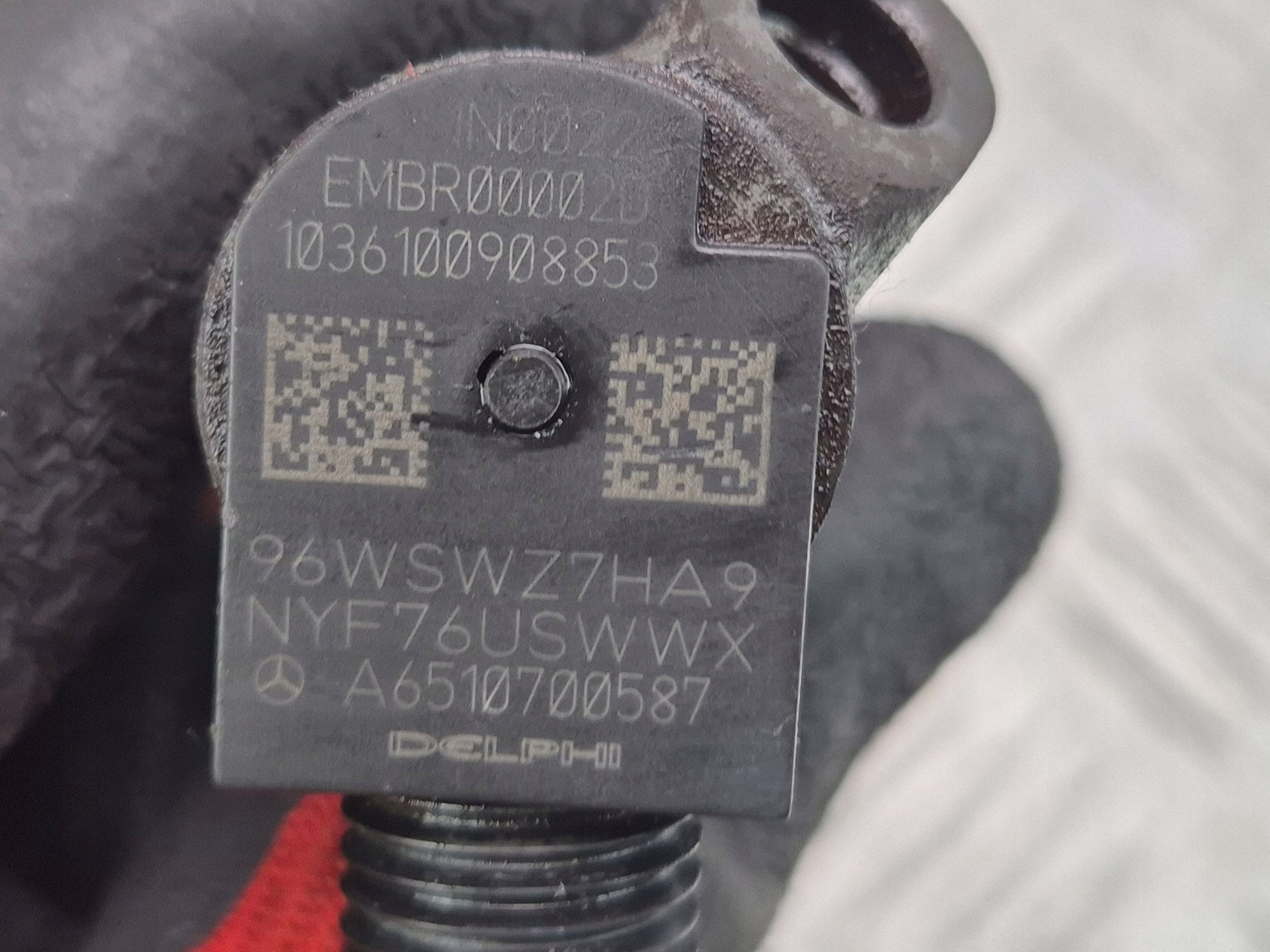 Mercedes C200 CDI W204 injector A6510700587 OM651913
