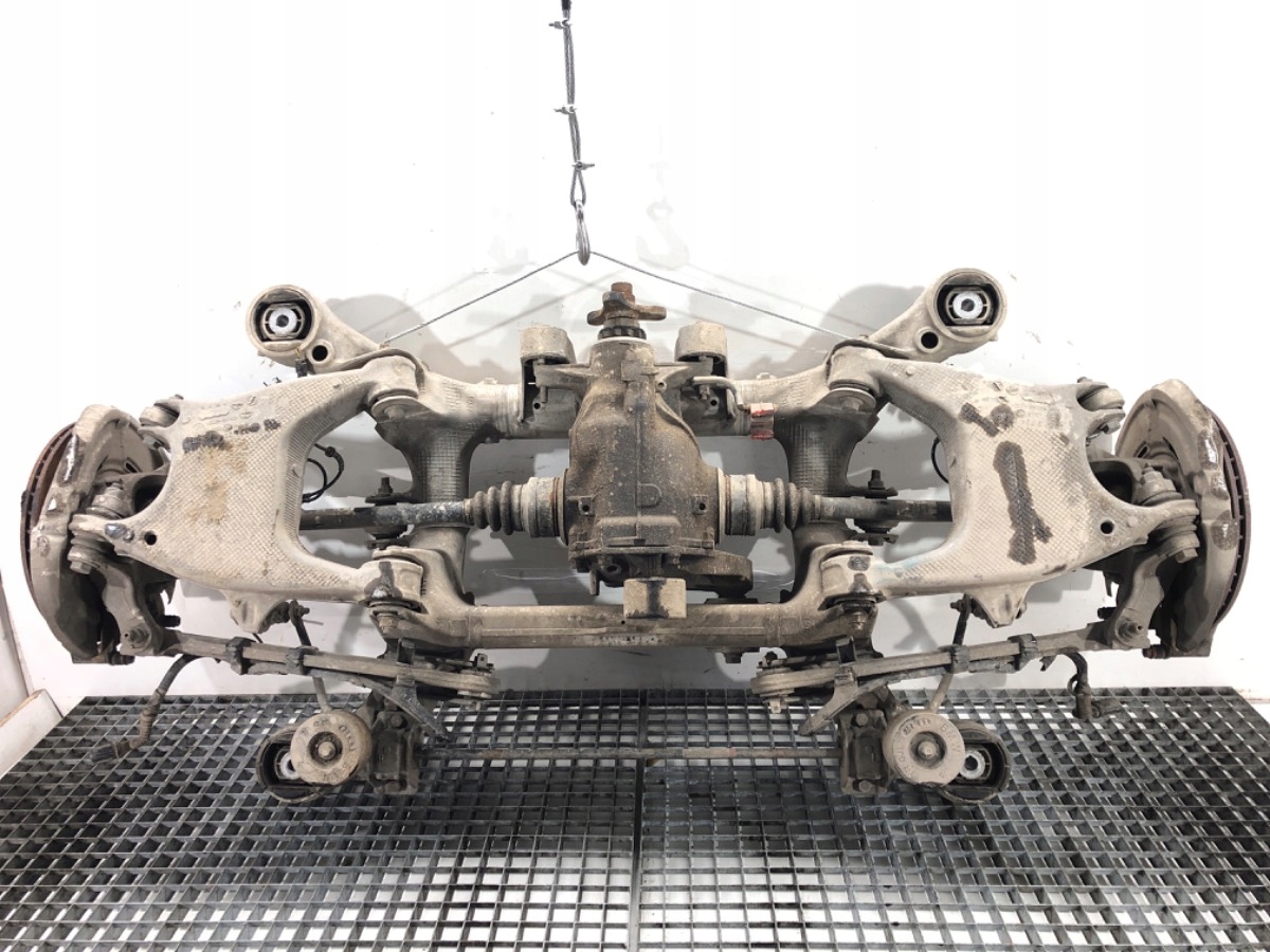 TYLNA BELKA BMW 5 F10 2.0D SEDAN 7584444