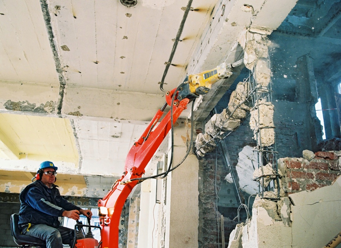 MLOT HYDRAULICZNY DO KOPARKI EPIROC SB 202 2 5 6t Part manufacturer Epiroc