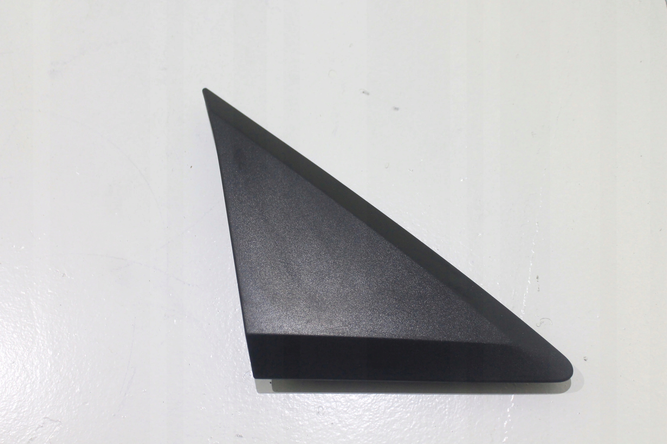 MB SPRINTER 906 CRAFTER OSŁONA LUSTERKA PRAWA