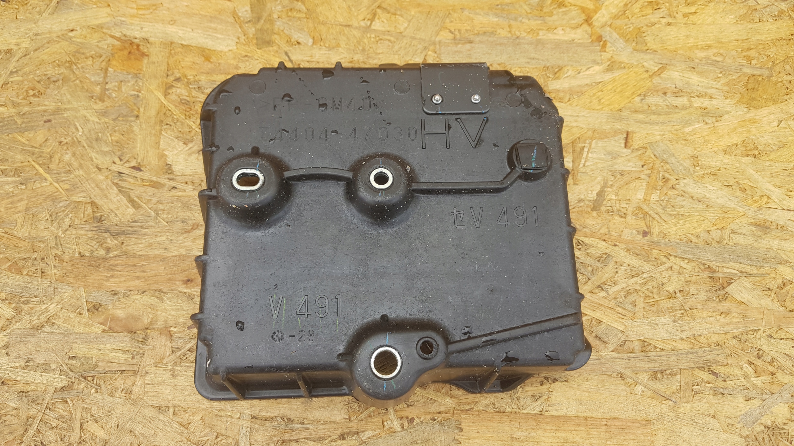 74404-47030 - Основание батареи Тойота к-ХР 51444-Ф4010