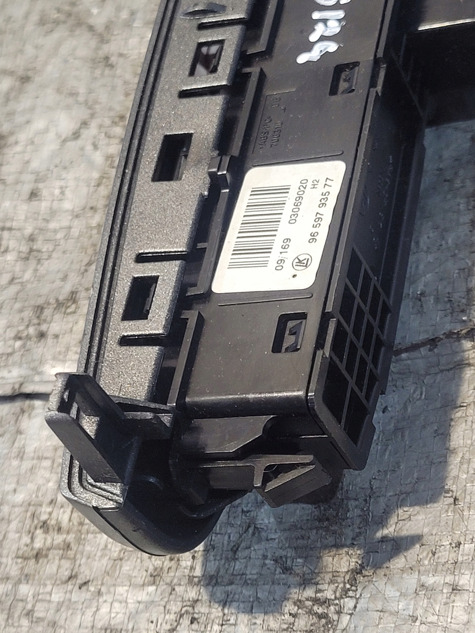 PANEL interruttore comando luci luci di emergenza OE 9659793577 PEUGEOT 308 e 09r. EU