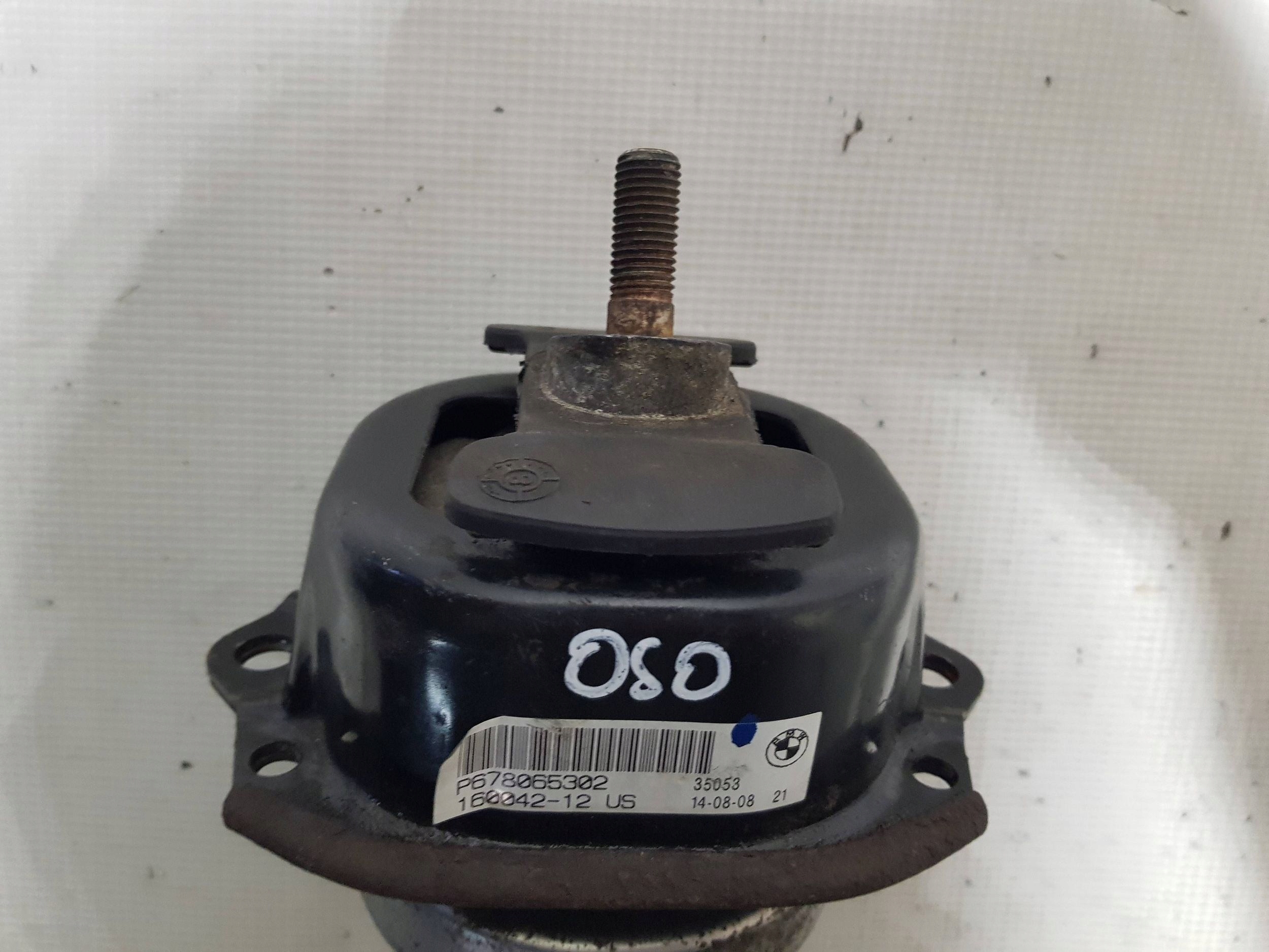 engine mount front BMW X5 E70 X6 E71 678065302 P678065302