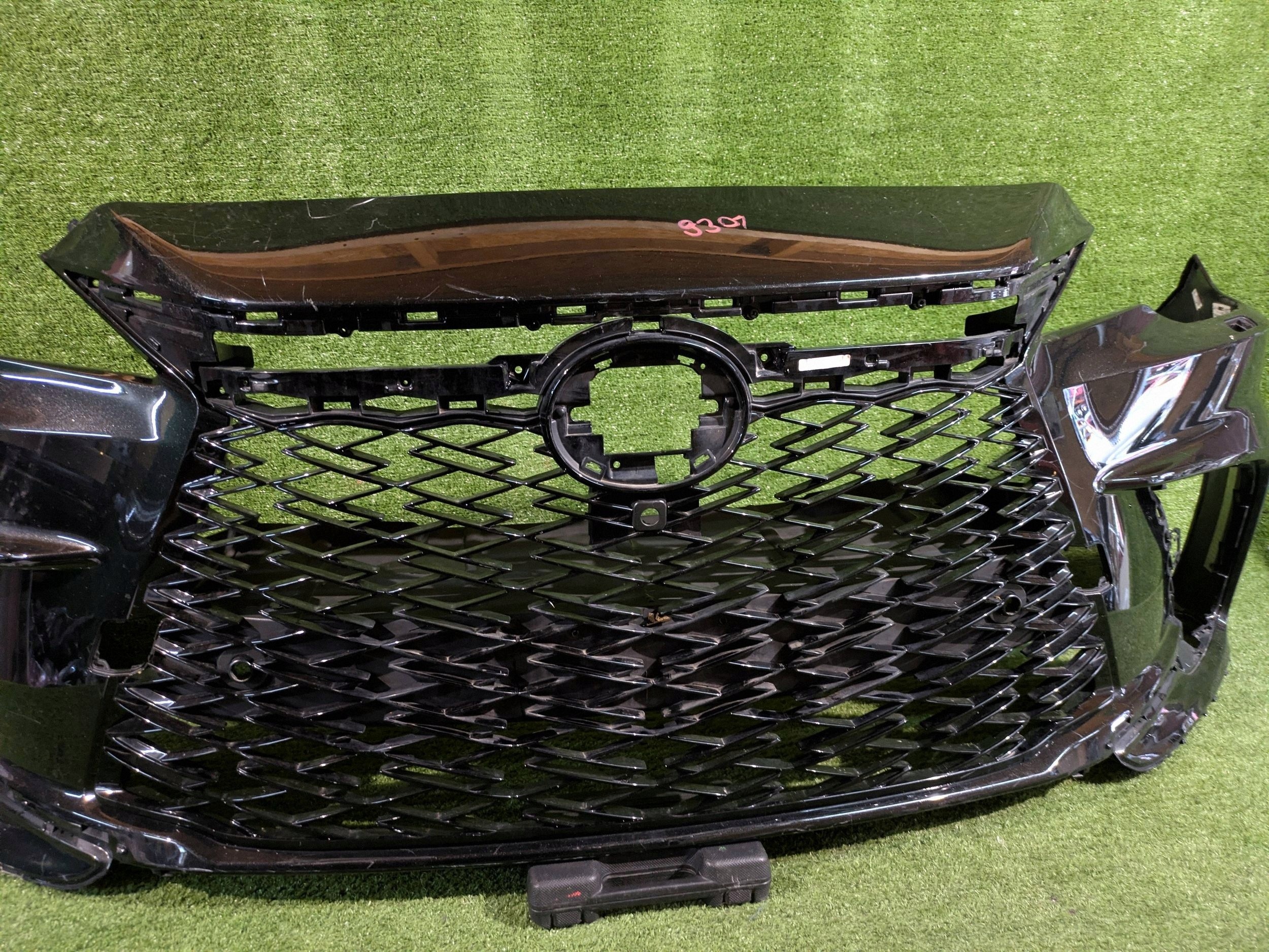 front bumper front LEXUS RX V F-SPORT 22- NR.Z9301