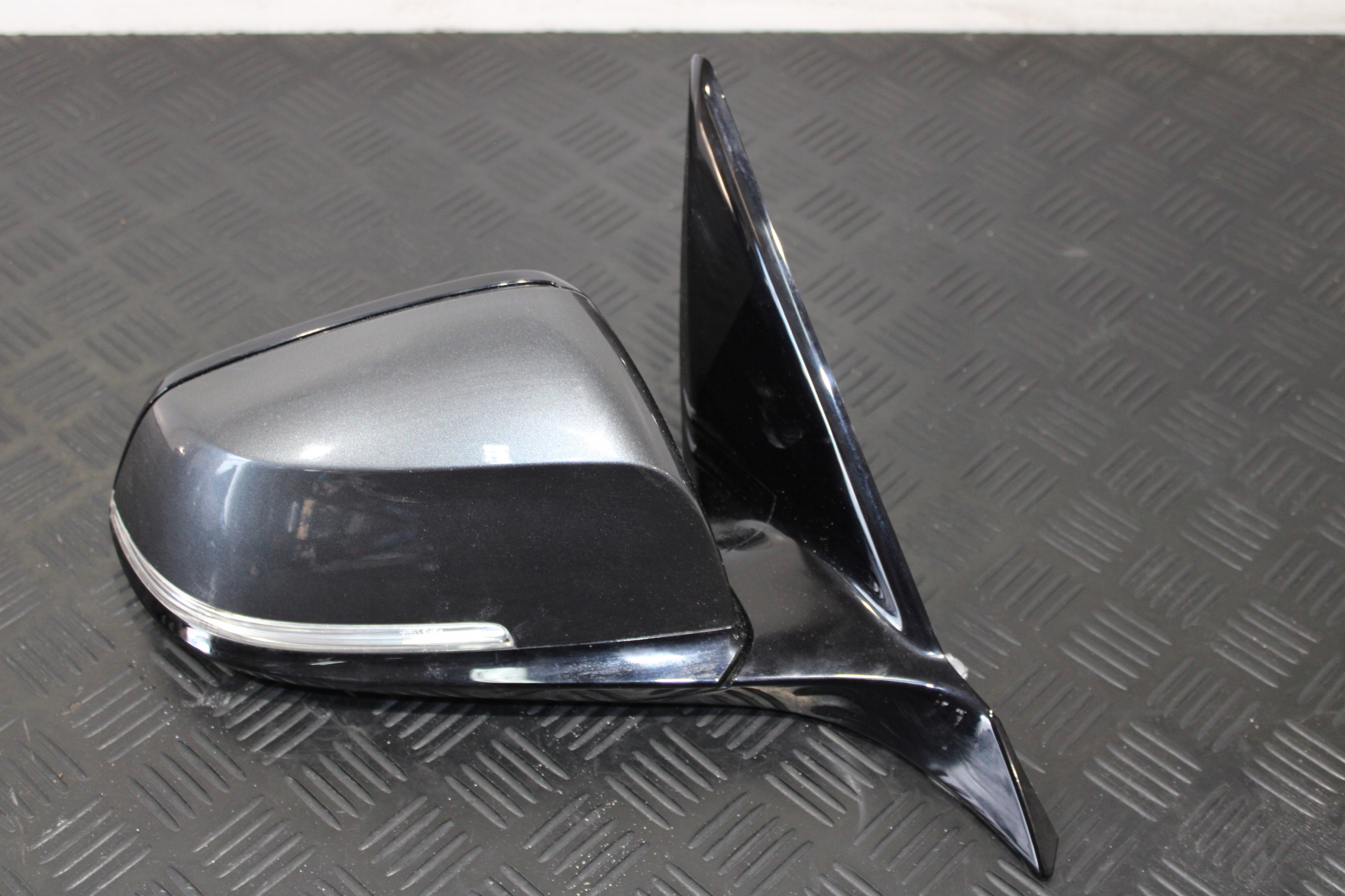 mirror right 6 vertical BMW 1 F20