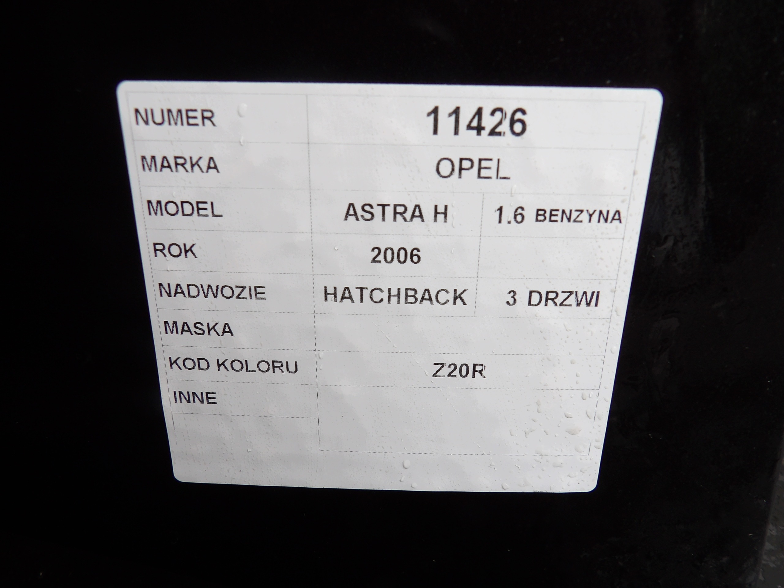 Opel Astra H bonnet front Z20R