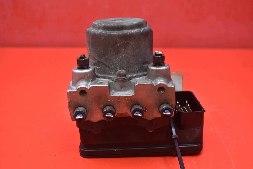 pompa ABS HONDA CIVIC 8 VIII 1.8 e-VTEC 140 KM 05-08