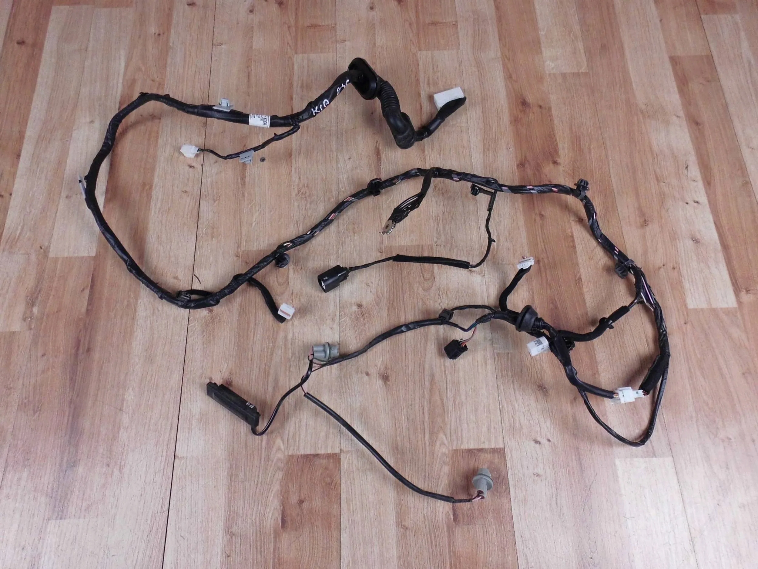 Hyundai Kona 2018 bundle wiring bonnet rear part