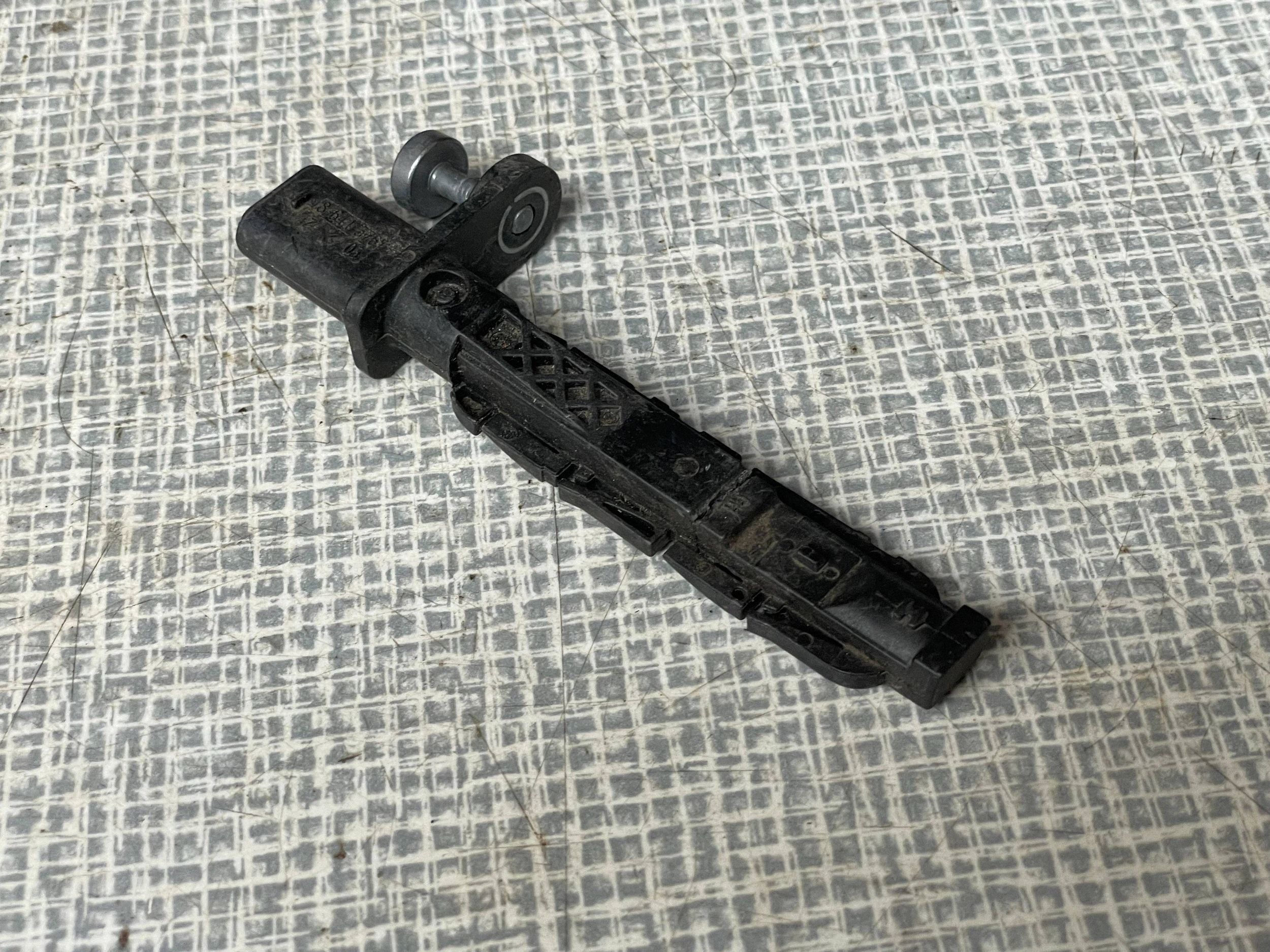 MINI COOPER F55 F56 1.5 B shaft position sensor 8644376 !J