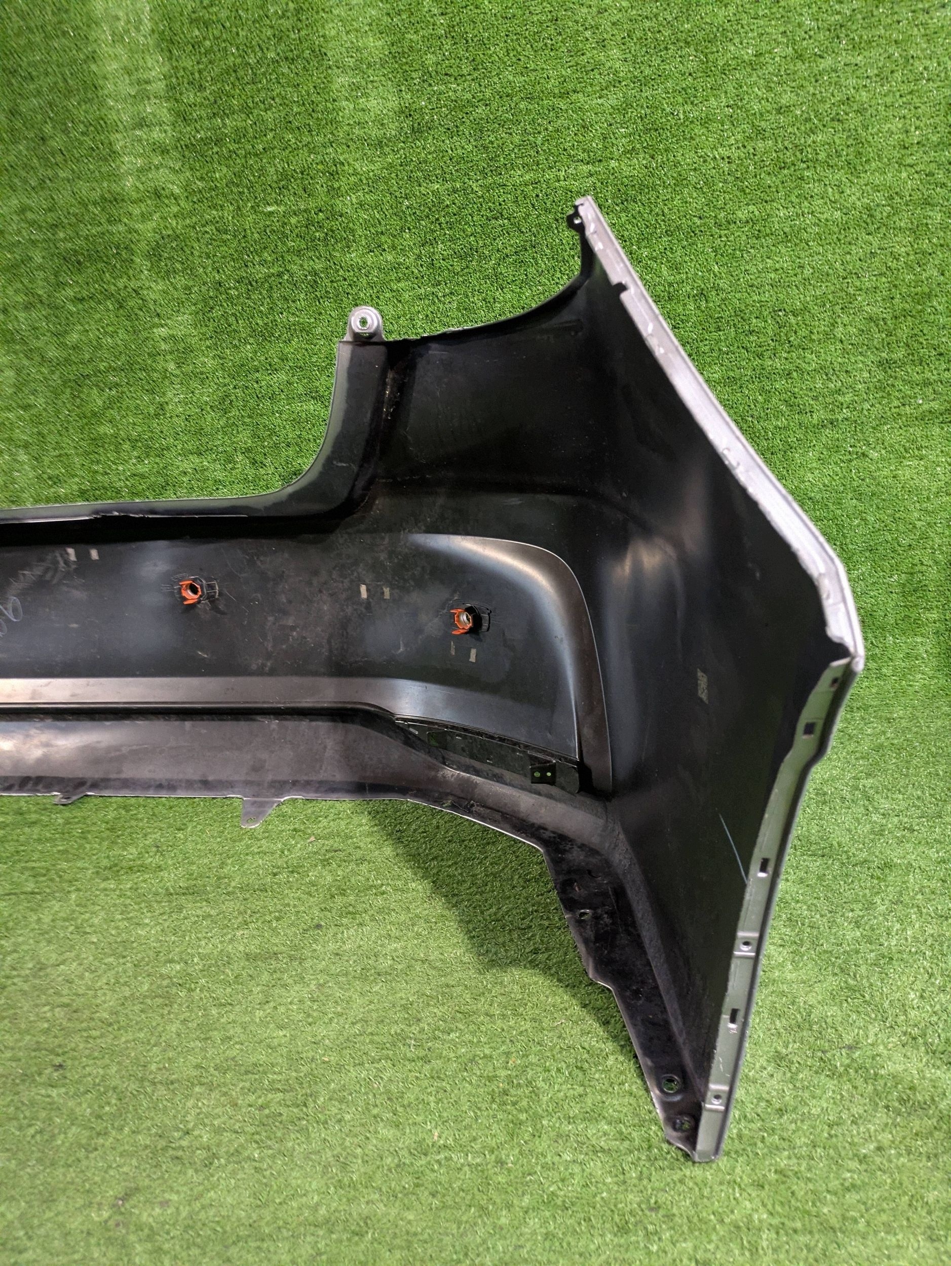 lökhárító hátsó hátsó TOYOTA COROLLA E21 szedán PDC NR.Z9323