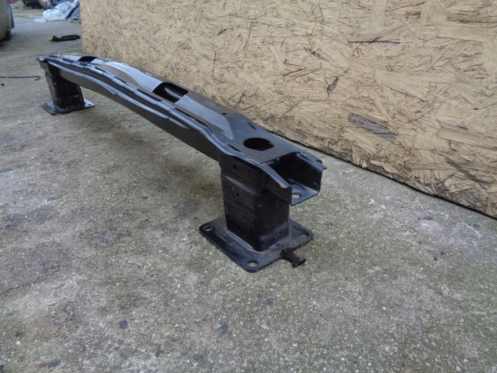 VW CADDY 2K7 21- bumper support rear part