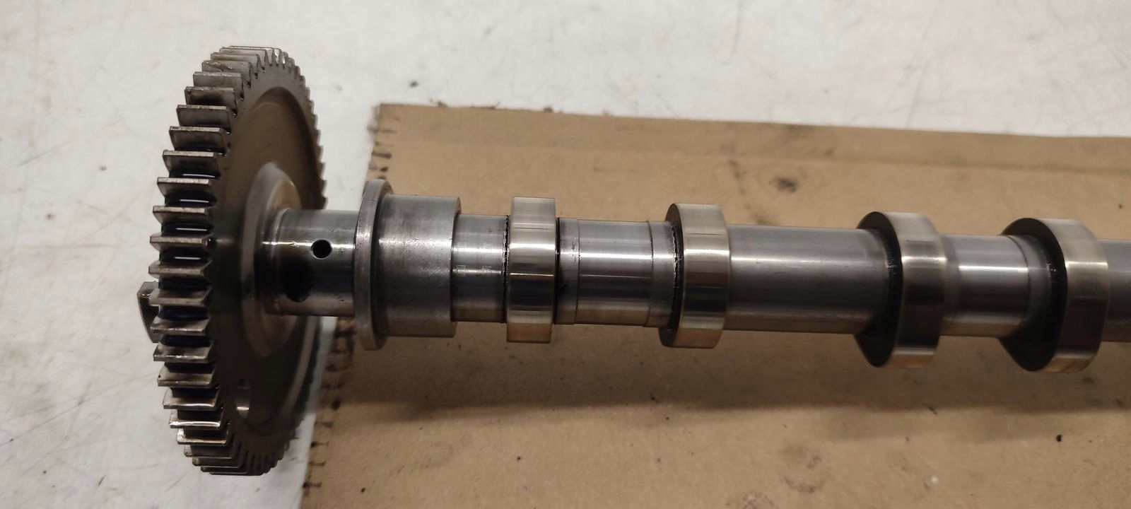 Arbre à cames ssacy Volvo V70 2,4D D5204T