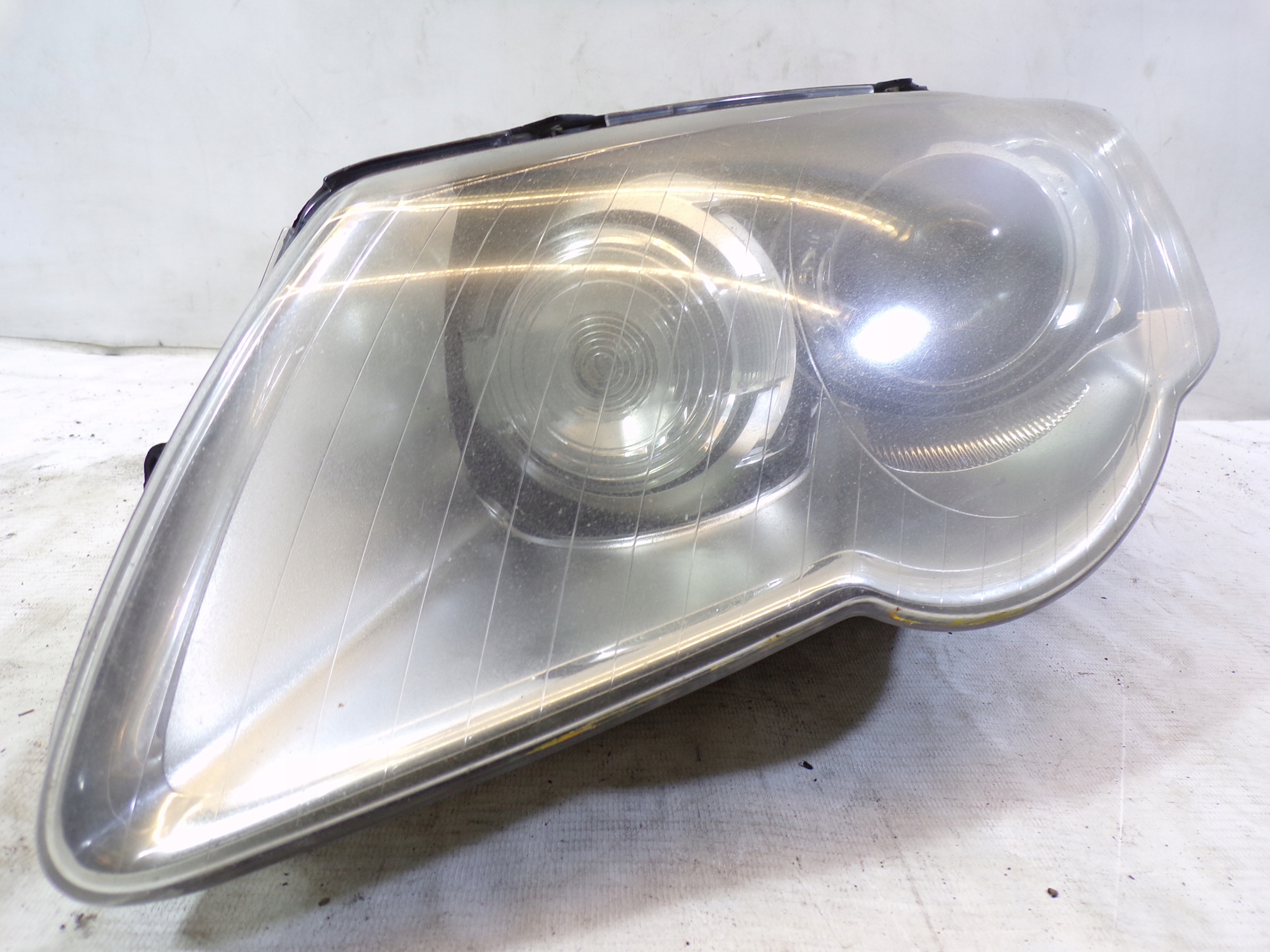 light front front left VOLKSWAGEN PASSAT B6 XENON (K)
