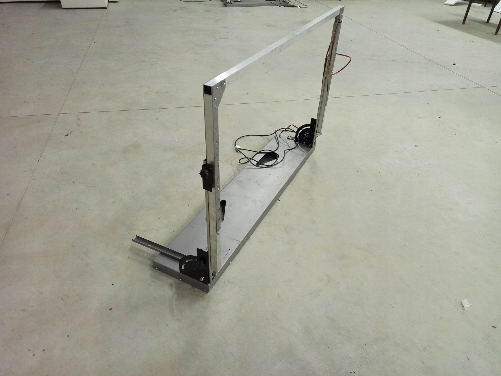 GILOTYNA DO CIĘCIA STYROPIANU I STYRODURU - WYSOKA Rodzaj maszyna do cięcia styropianu